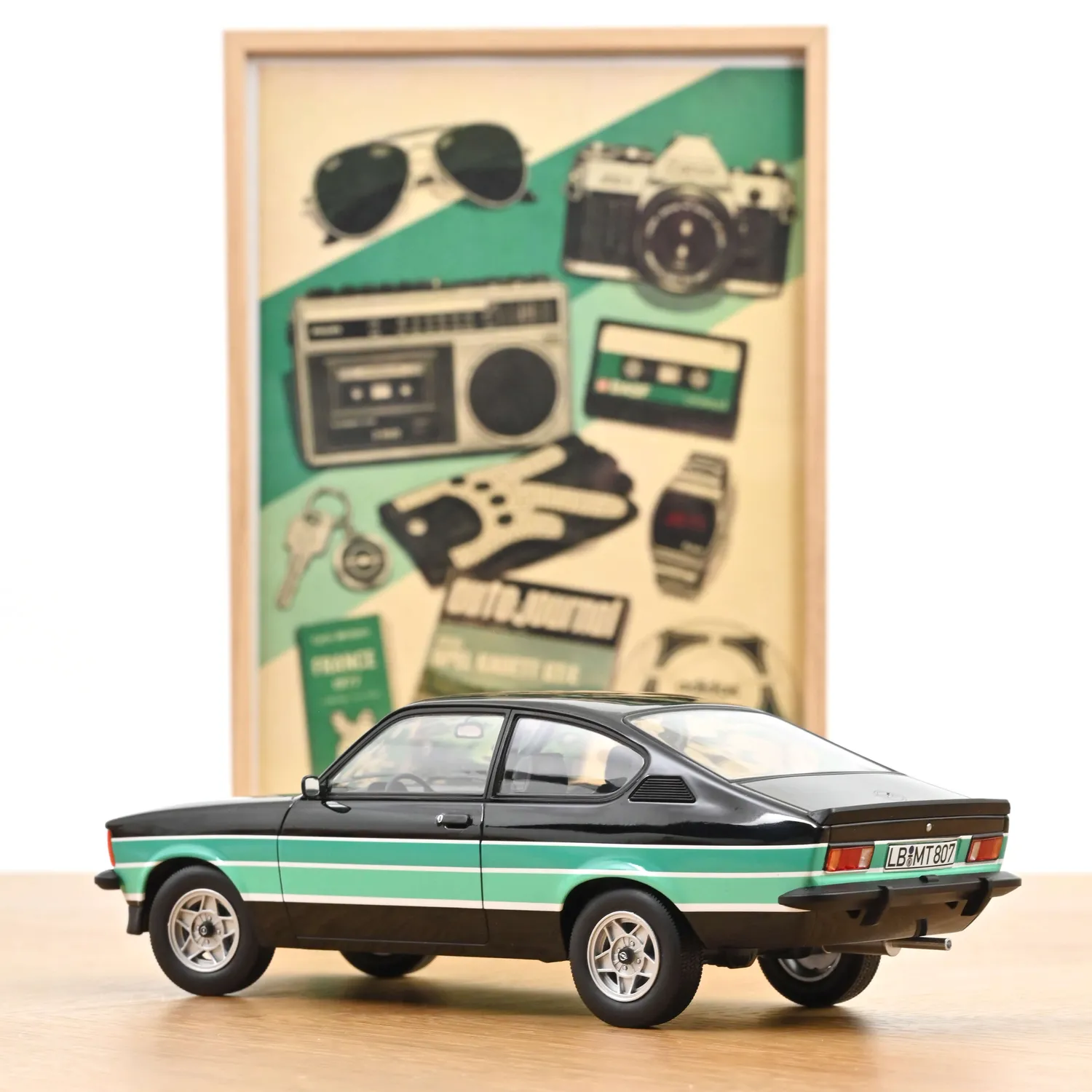 Norev Opel Kadett GT/E 1977 miniature 1/18 noir 200 pcs