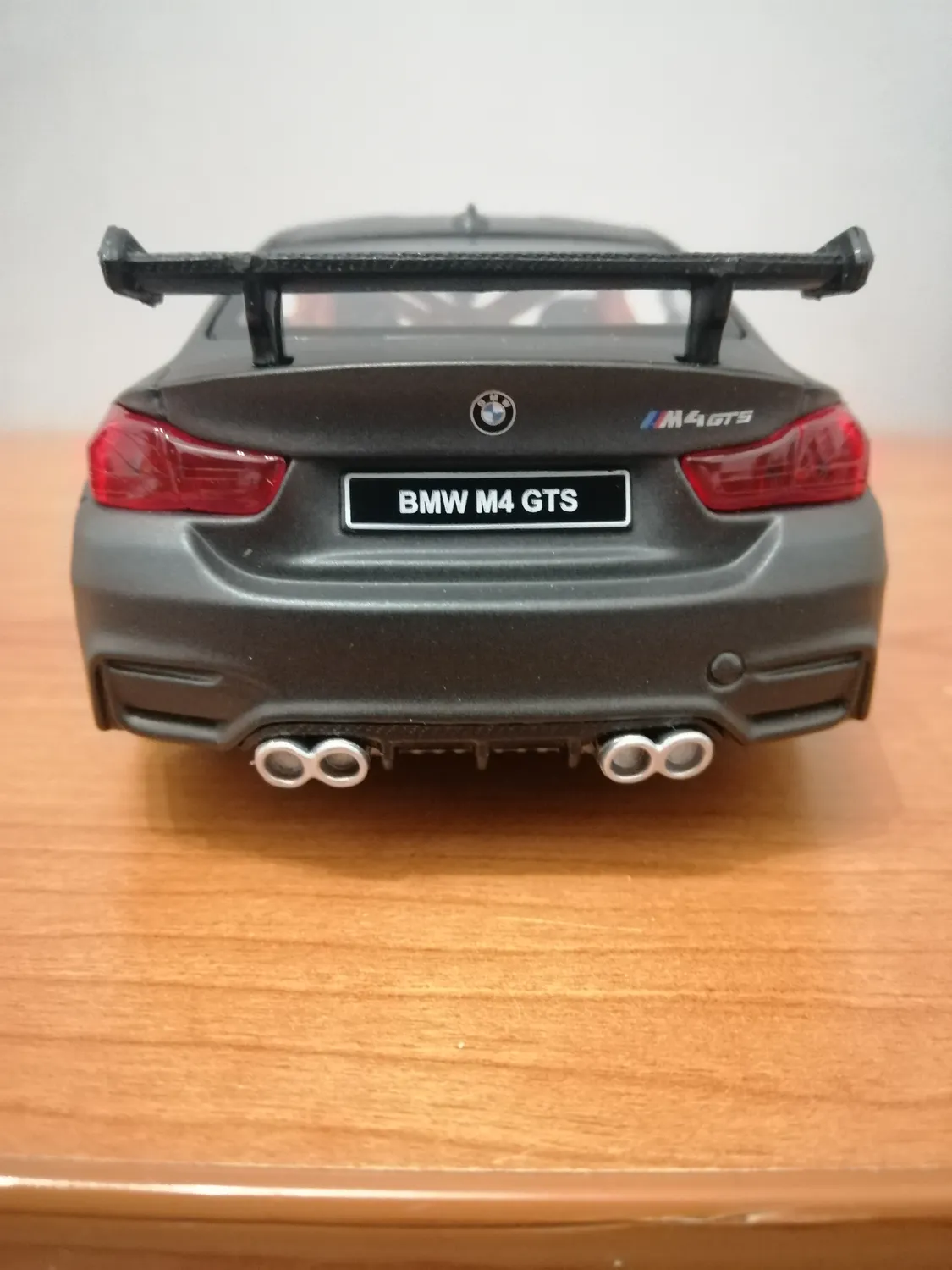 Maisto BMW M4 GTS voiture miniature 1:24 métal