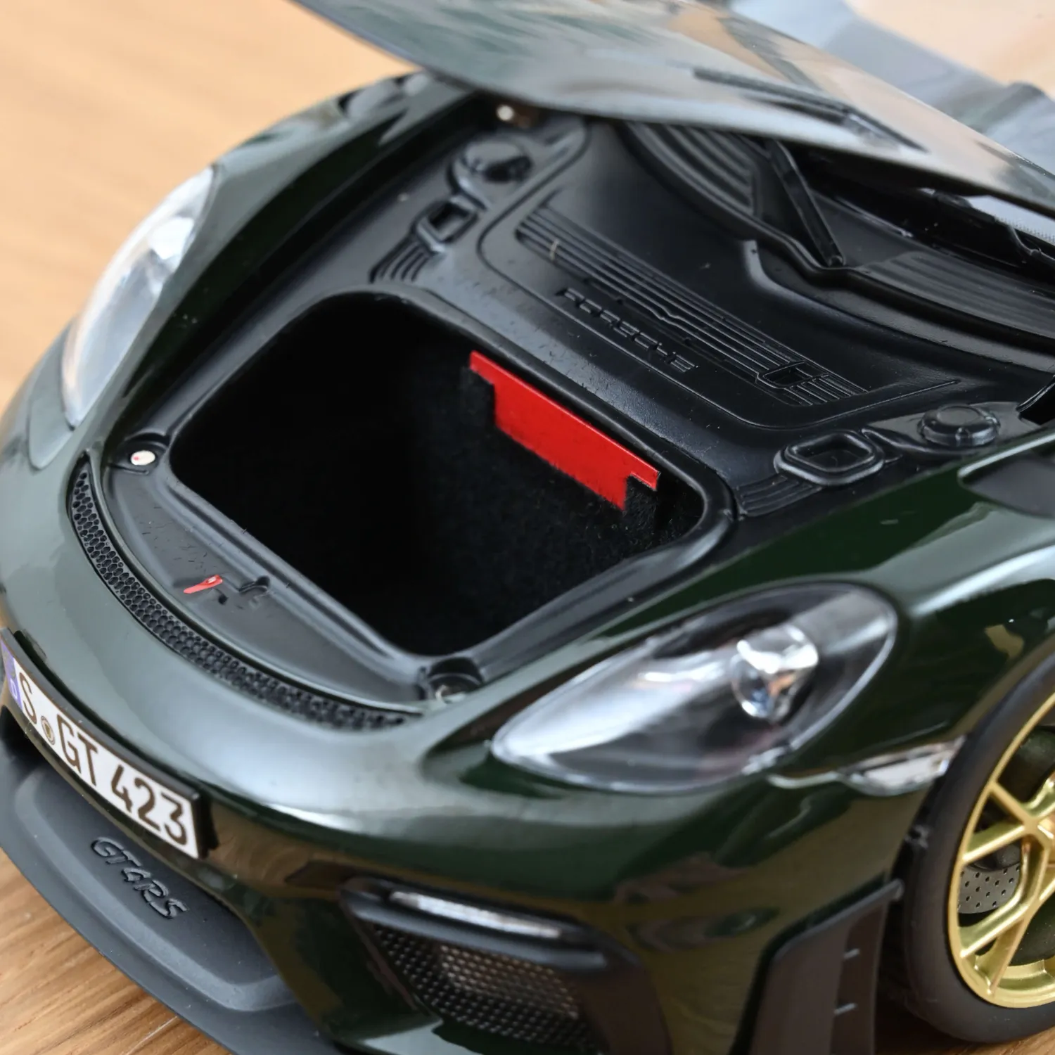 Norev Porsche Cayman GT4 RS 2023 miniature 1/18 vert