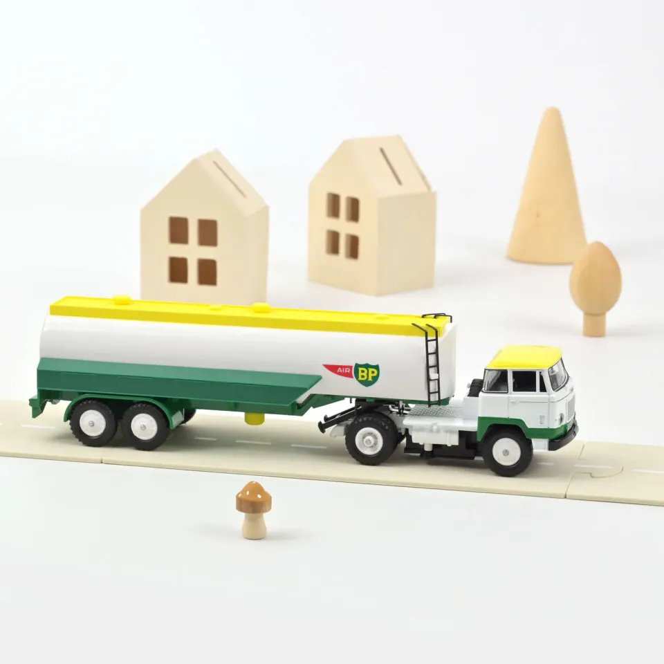 Norev Unic Esterel Tanker Air BP camion 1/43 à phares