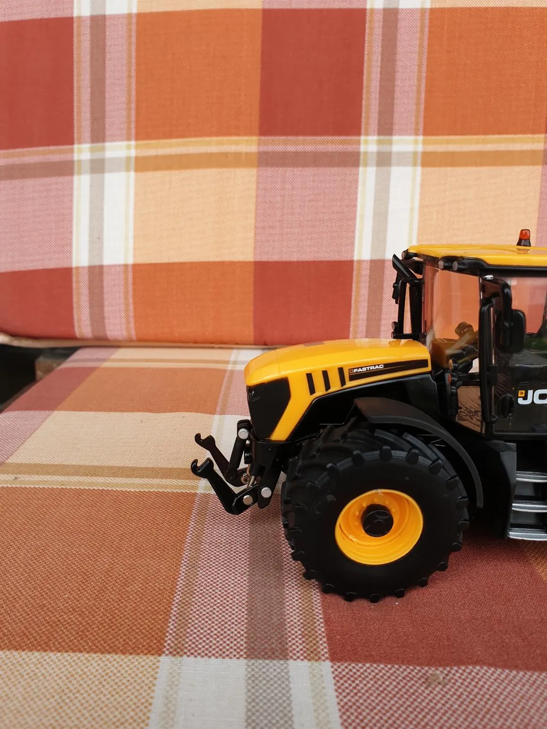 Britains 43124 JCB Fastrac 4220 tracteur jaune 1:32 métal