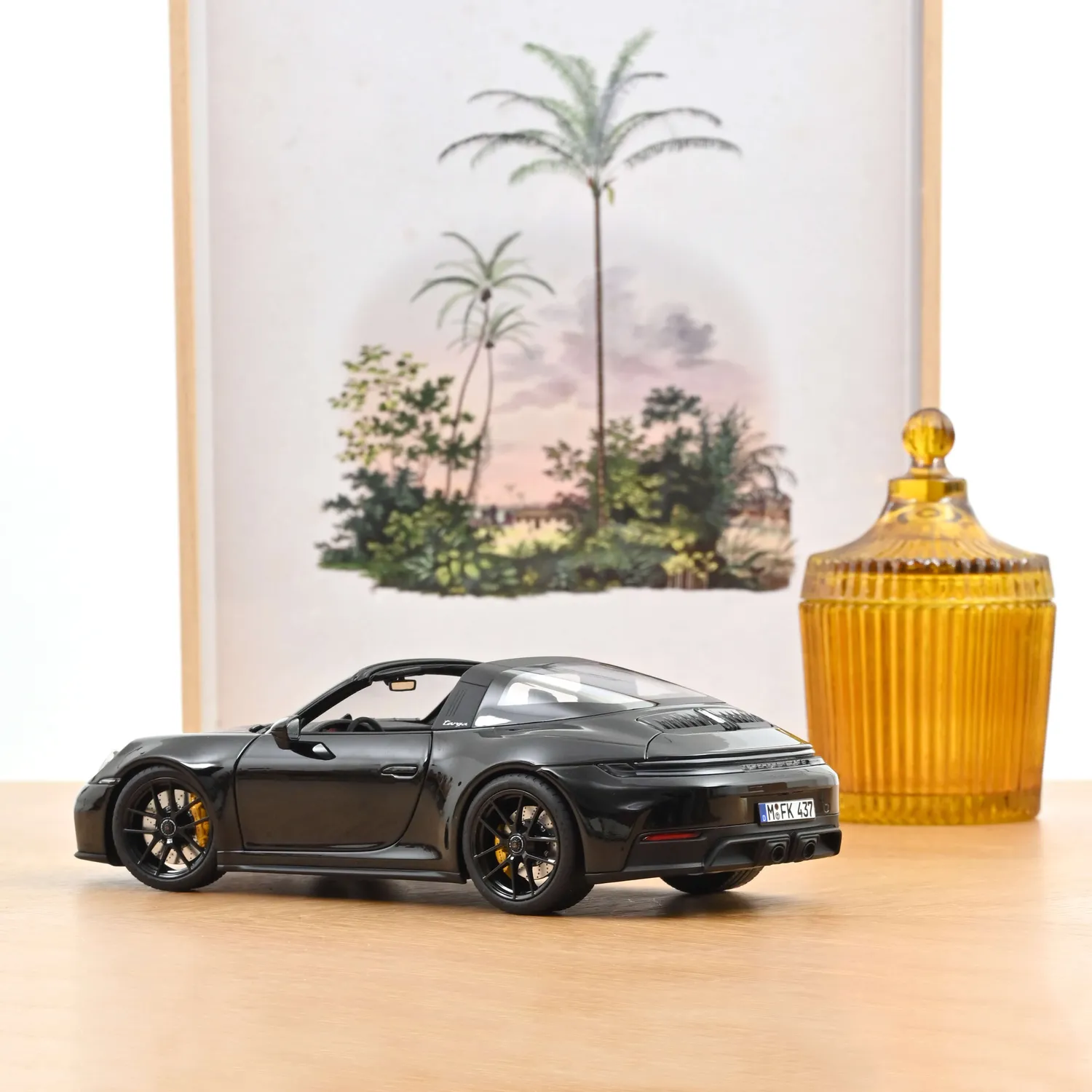 Norev Porsche 911 Targa 4 GTS 2025 voiture miniature Noir 1/18