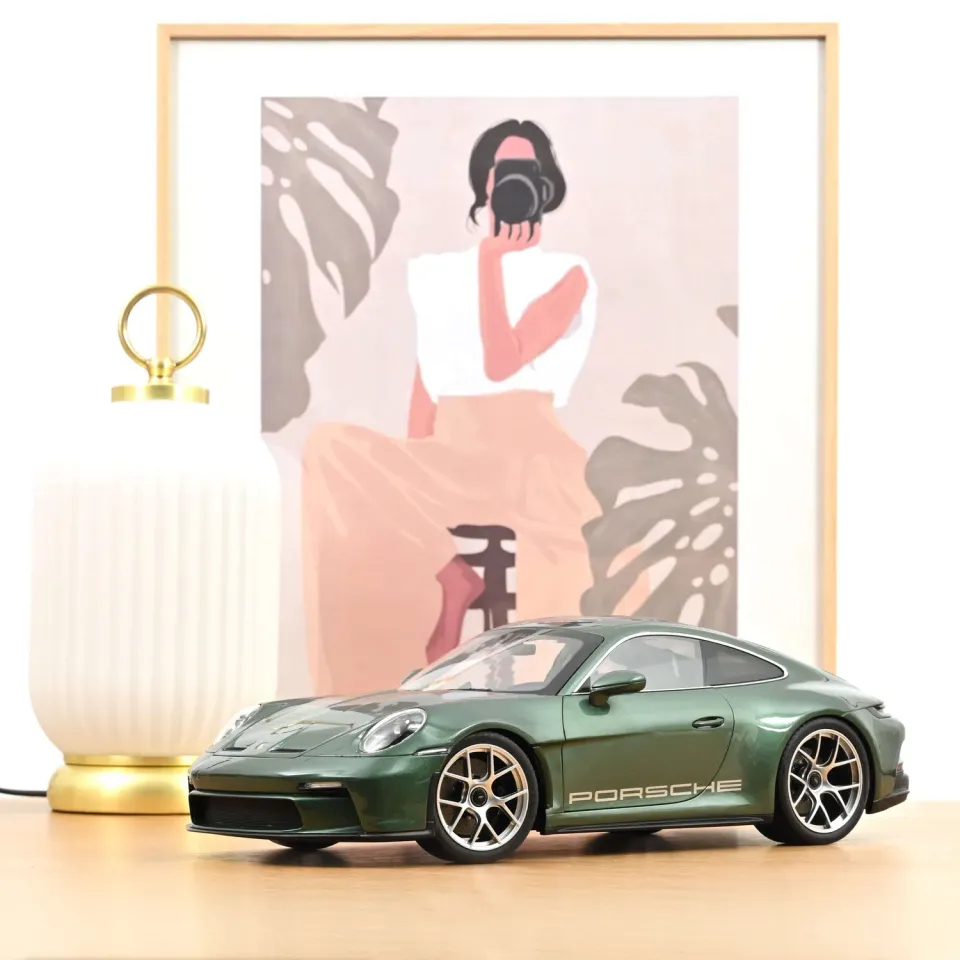 Norev Porsche 911 S/T 2023 voiture miniature 1/12 vert malachite