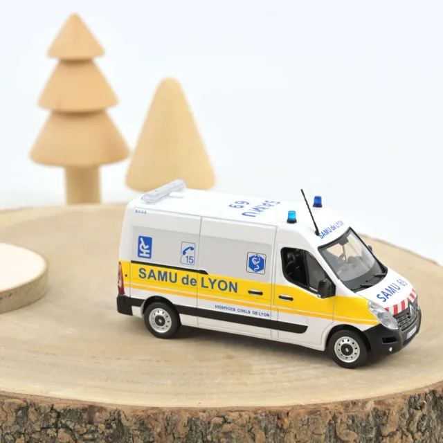 Norev Renault Master 2014 voiture miniature 1/43 SAMU de Lyon