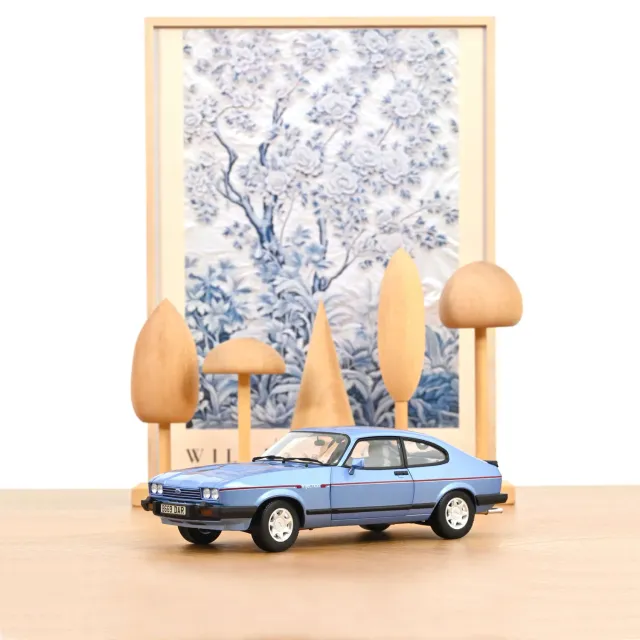 Norev Ford Capri Mk III 2.8 Injection miniature 1/18 Bleu Paris