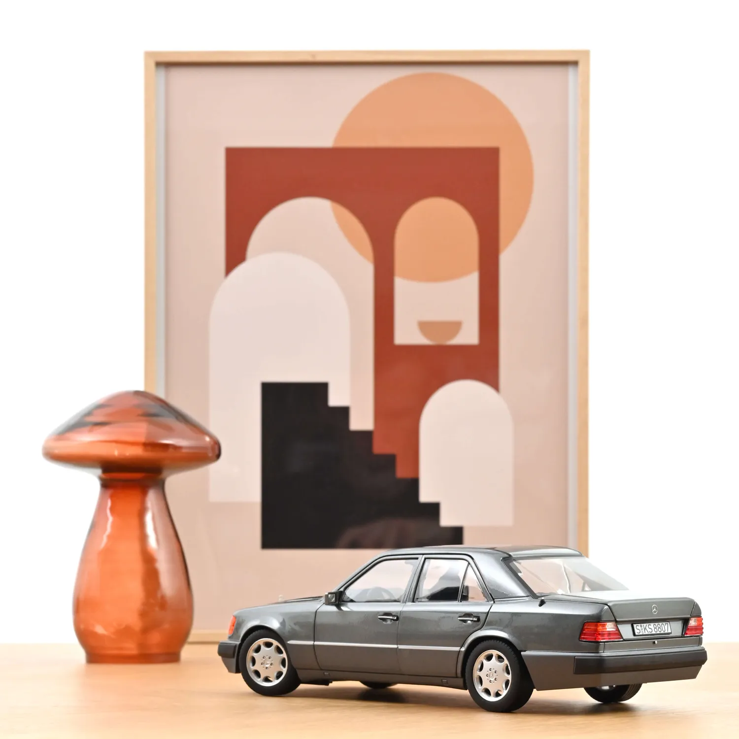 Norev Mercedes 500 E 1990 miniature 1/18 gris métallisé
