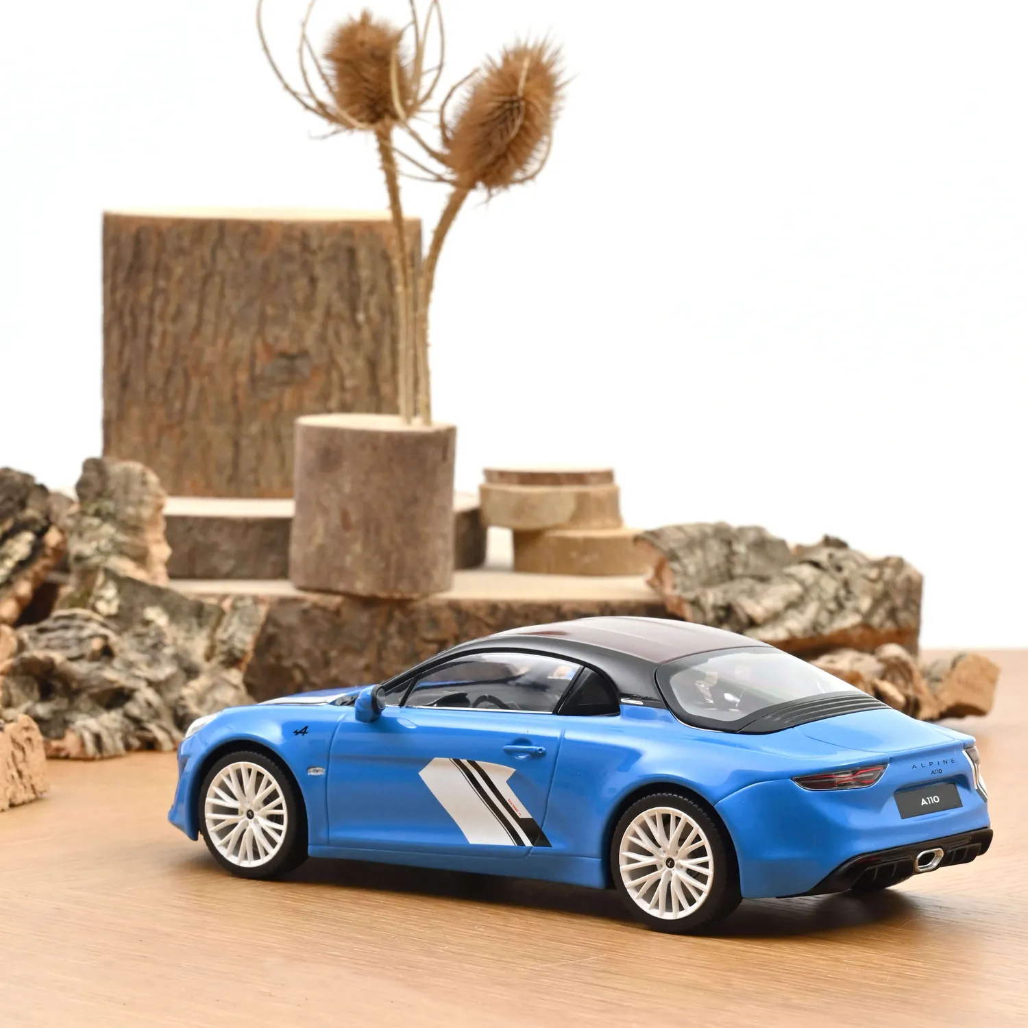 Norev Alpine A110 San Remo 73 voiture miniature 1/18 150 pcs bleu