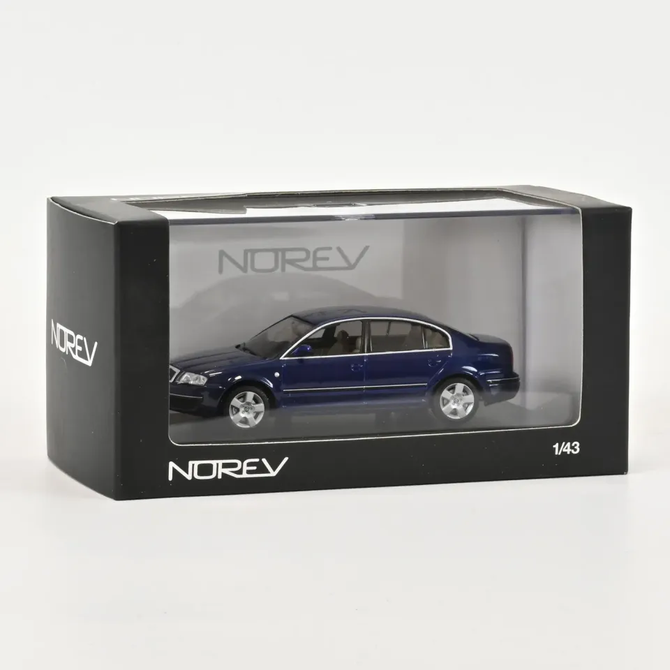 Norev Skoda Superb 2004 voiture miniature 1/43 bleu foncé
