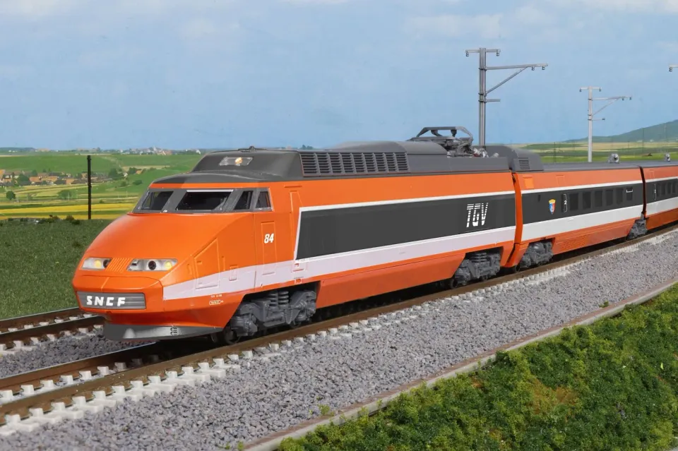 MINIS TGV Sud-Est 84 rame automotrice 5 caisses Ep.IV Dieppe