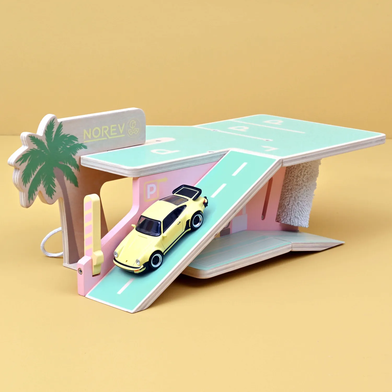 Norev Station-service Palm Springs jouet bois 911 incluse