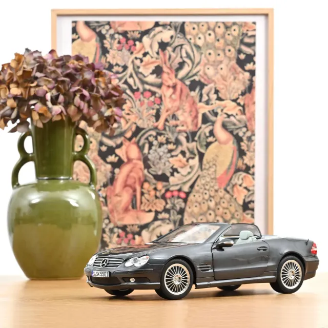 Norev Mercedes SL 55 AMG 2003 miniature 1/18 gris tactite