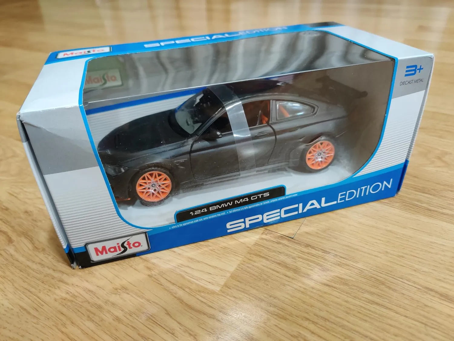 Maisto BMW M4 GTS voiture miniature 1:24 métal
