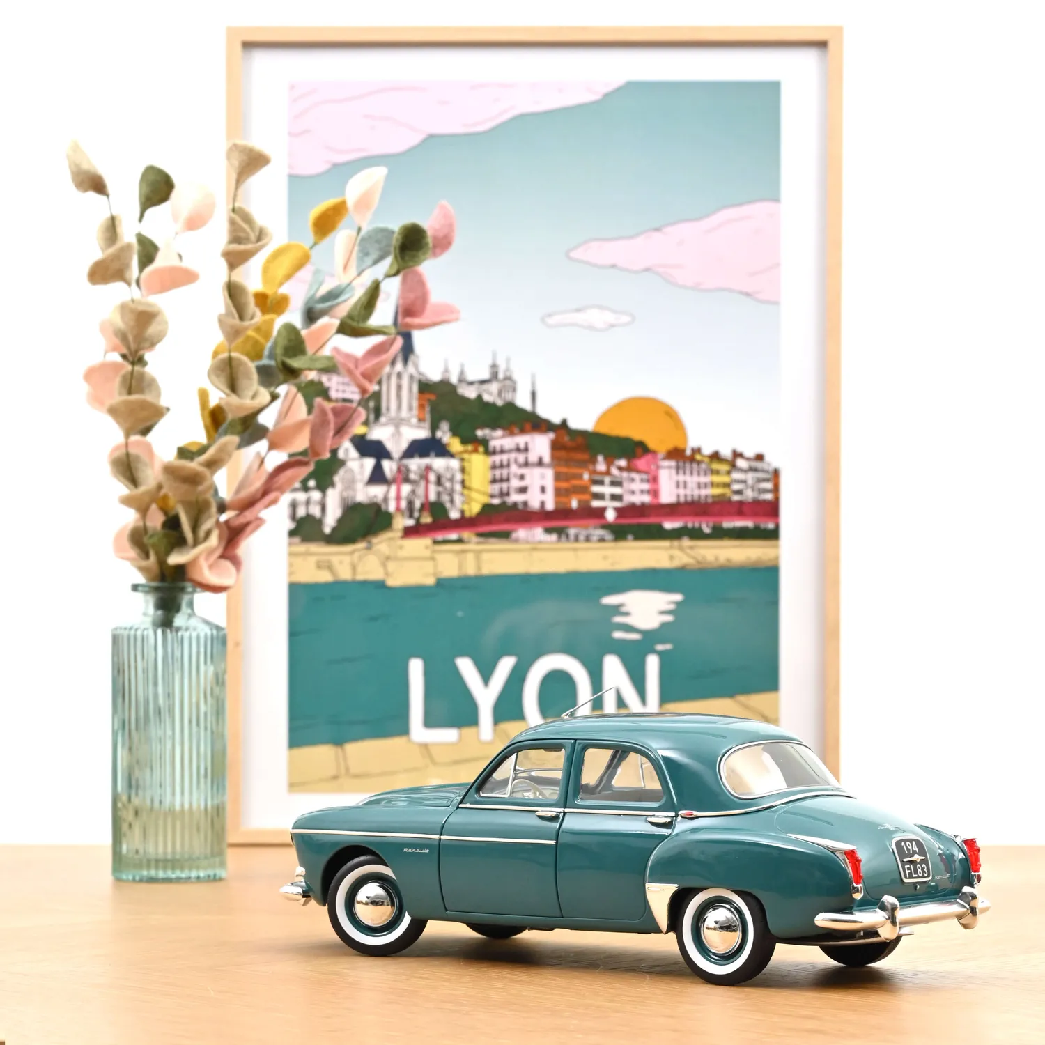 Norev Renault Frégate 1960 miniature 1/18 vert sévigné