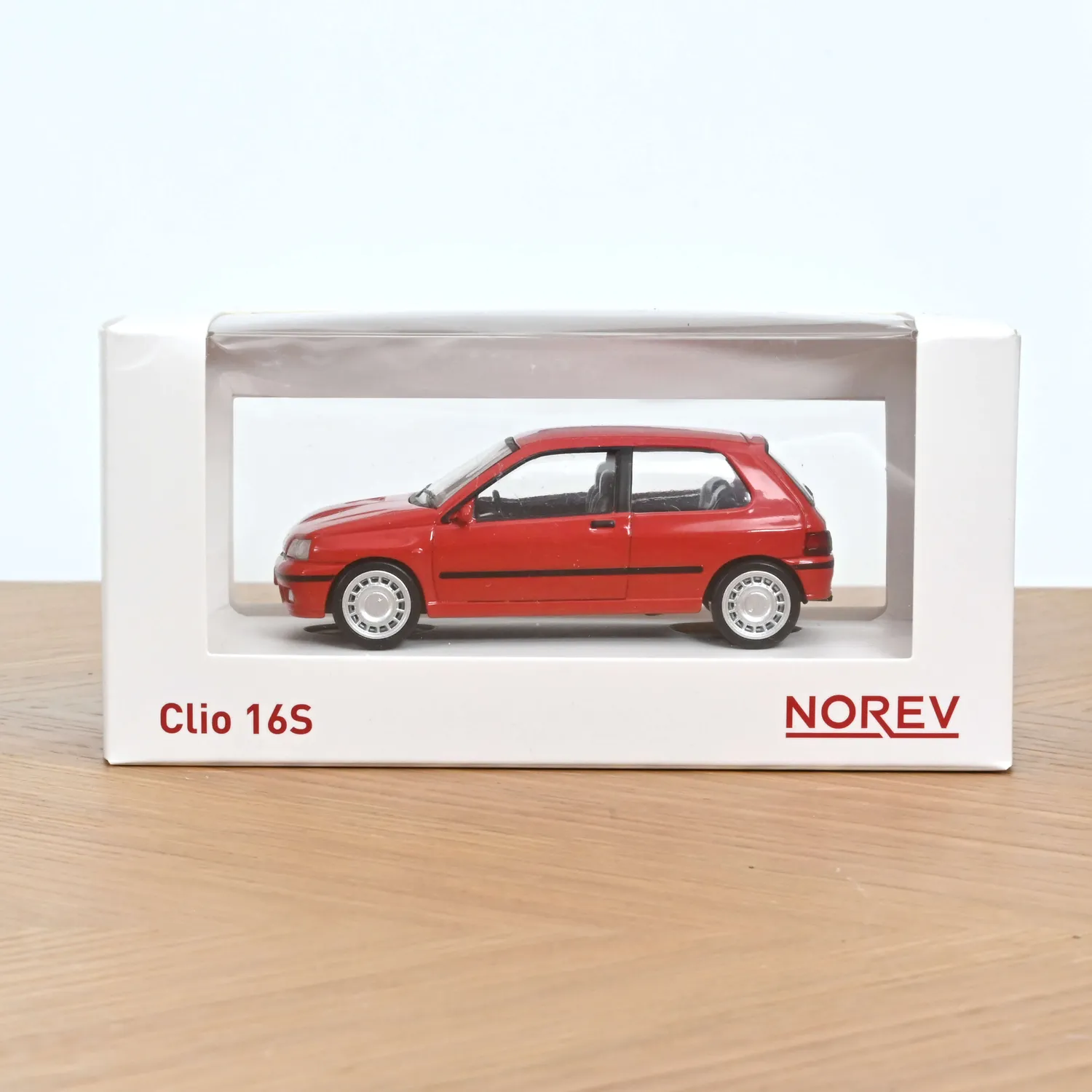 Norev Renault Clio 16S 1991 jet-car 1/43 rouge