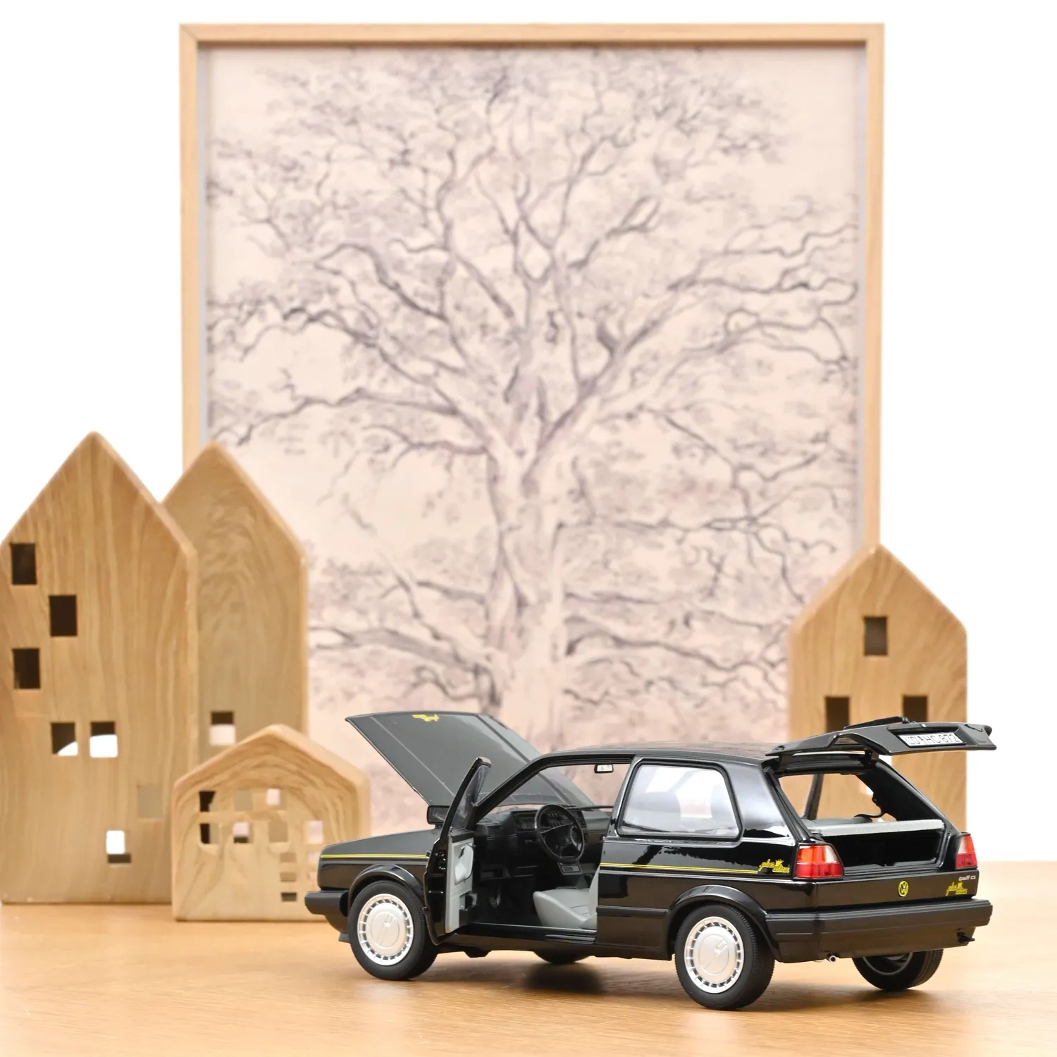 Norev VW Golf Plus Ultra 1990 miniature 1/18 noir 300 pcs