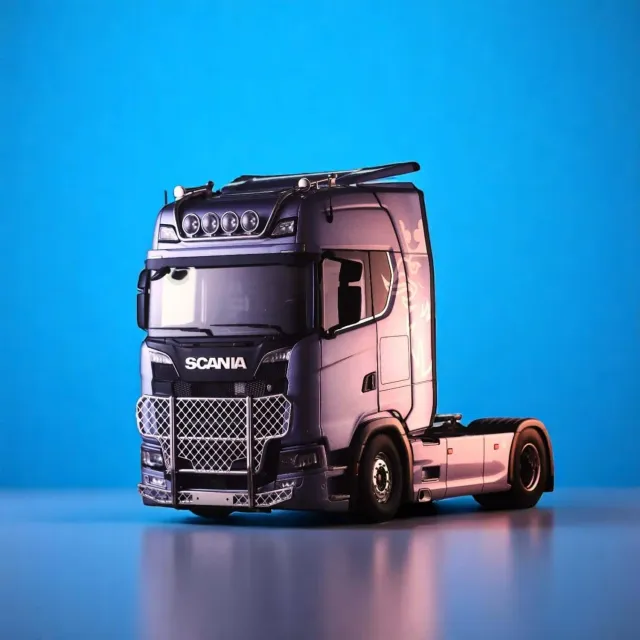 NZG Scania 730S V8 camion miniature bleu fiction 1:18