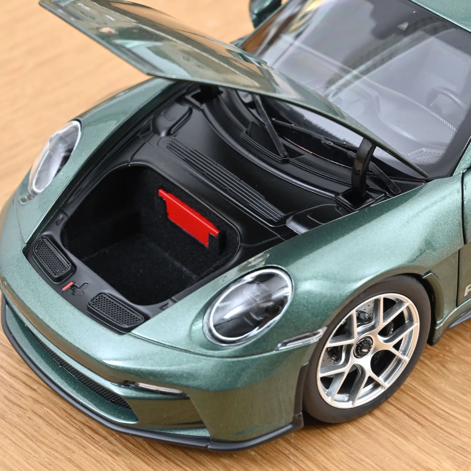 Norev Porsche 911 S/T 2023 miniature 1/18 vert malachite