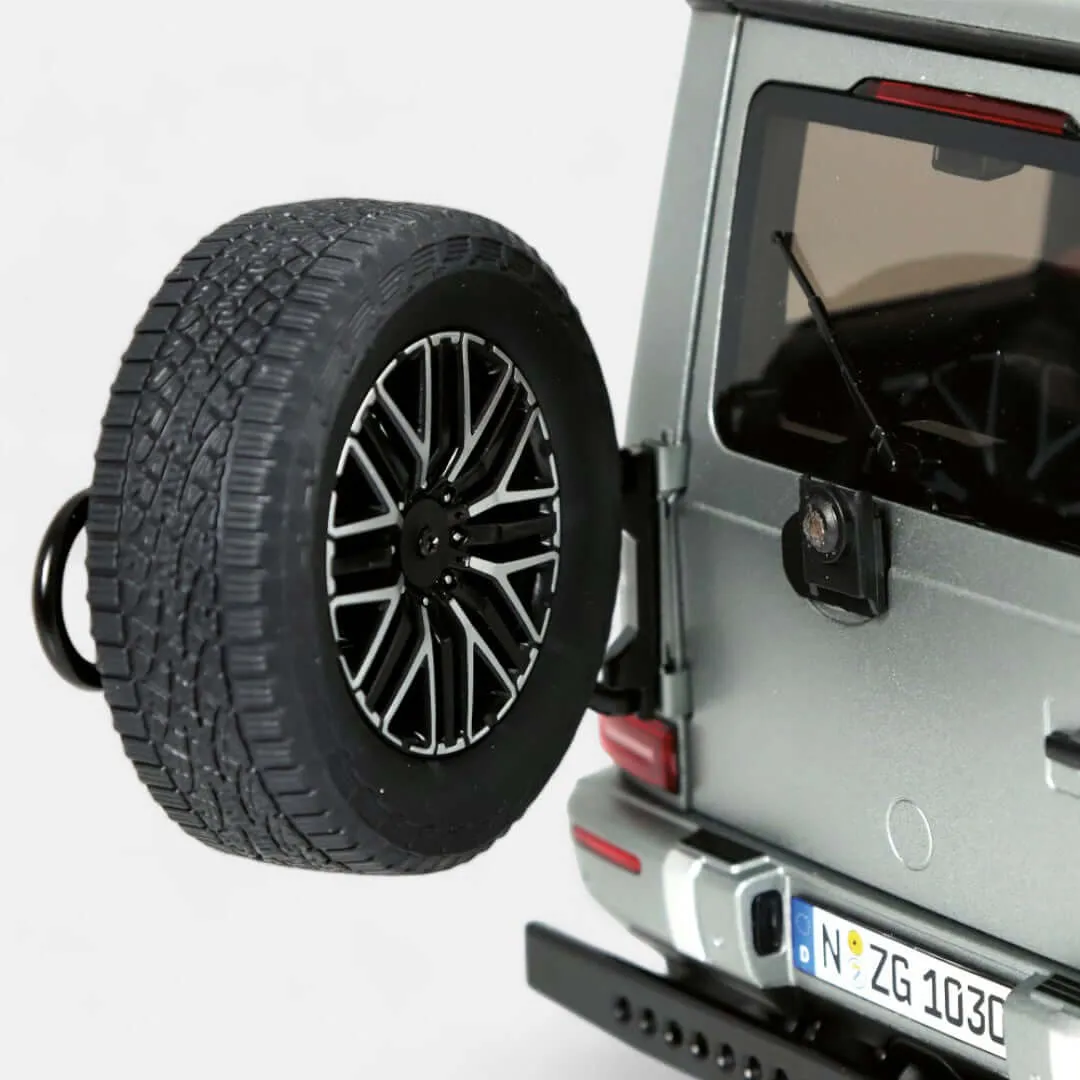 NZG Mercedes-AMG G 63 4x4² W463 voiture 1:12 ouvrante