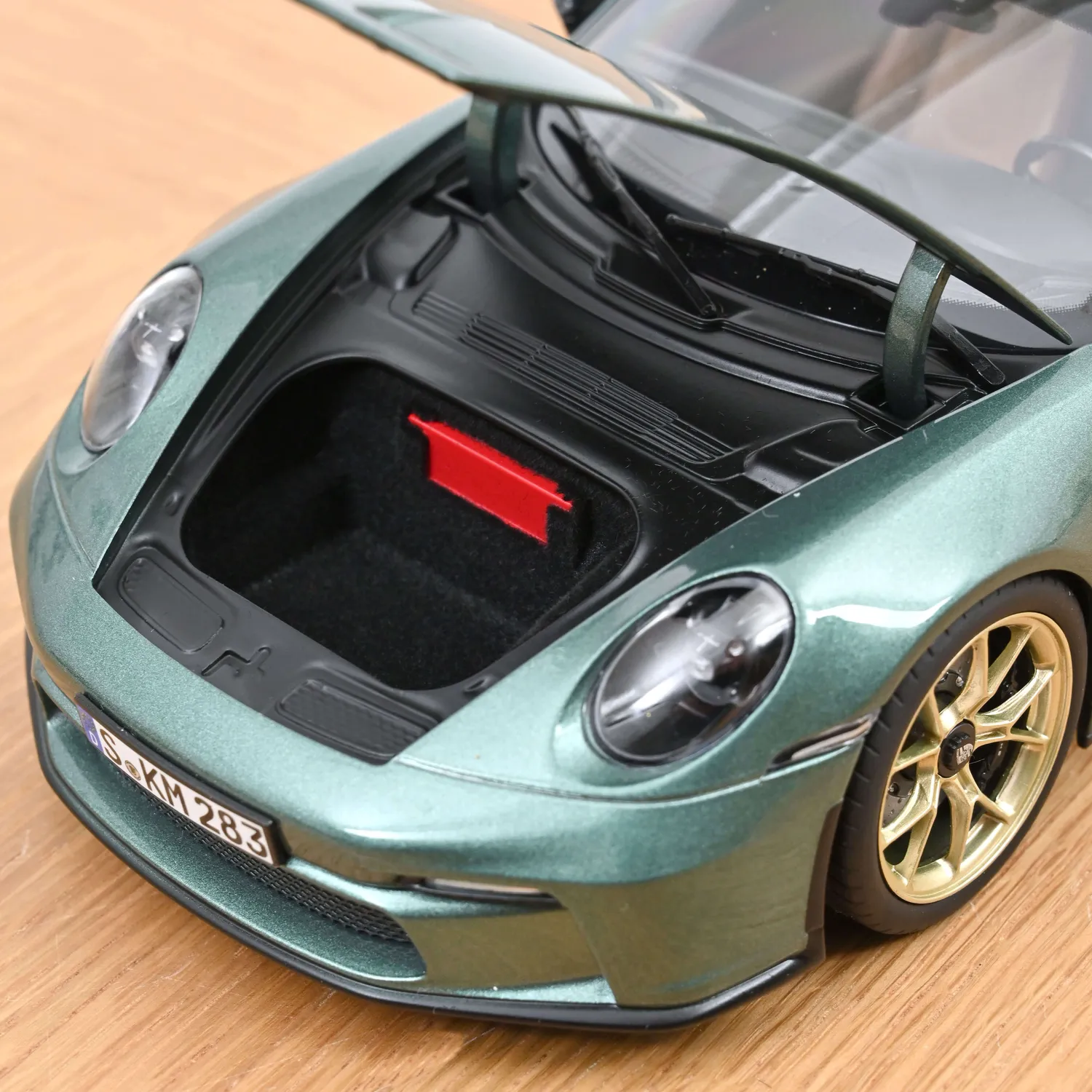 Norev Porsche 911 GT3 Touring 2021 miniature 1/18 vert malachite