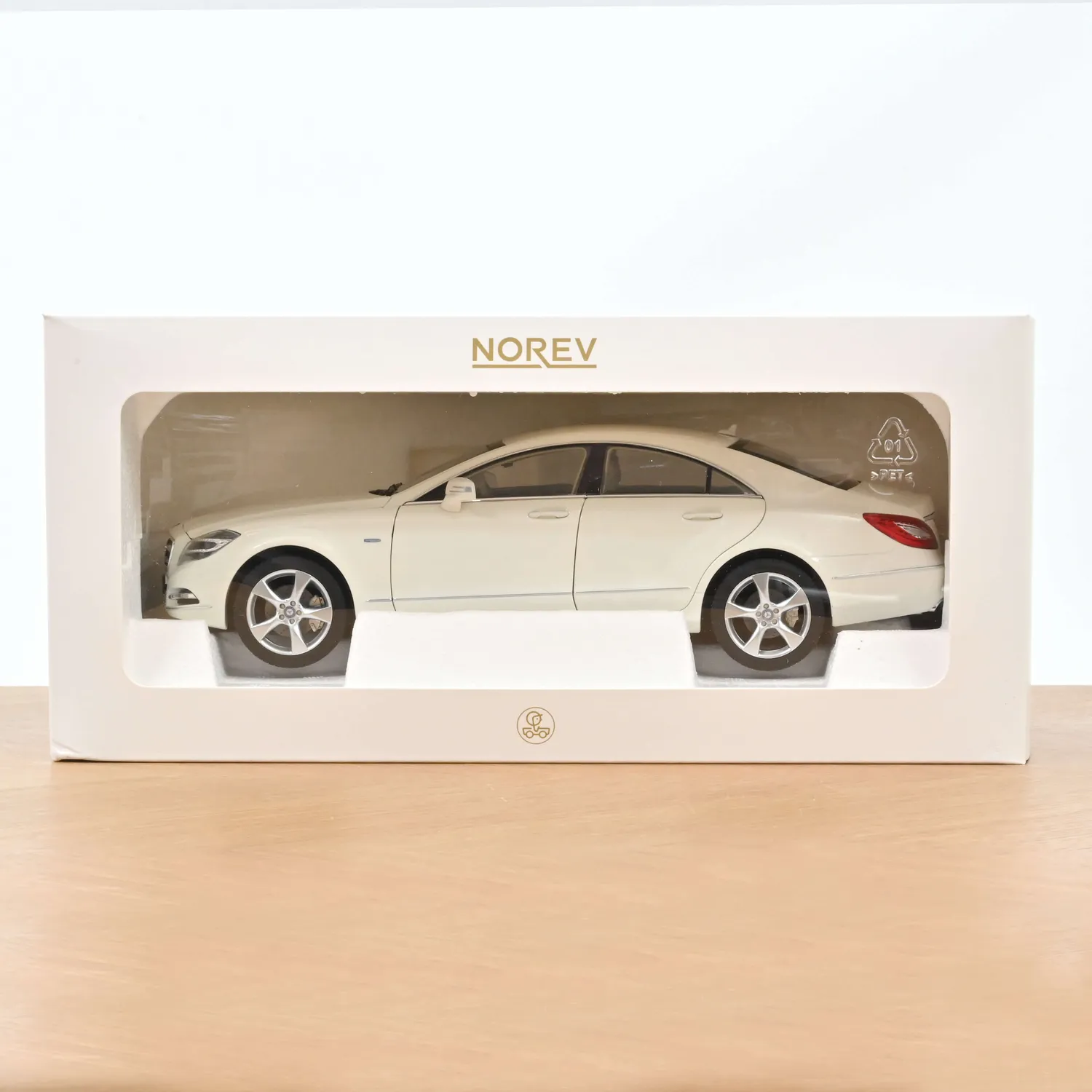 Norev Mercedes CLS Coupe 2011 miniature 1/18 blanc