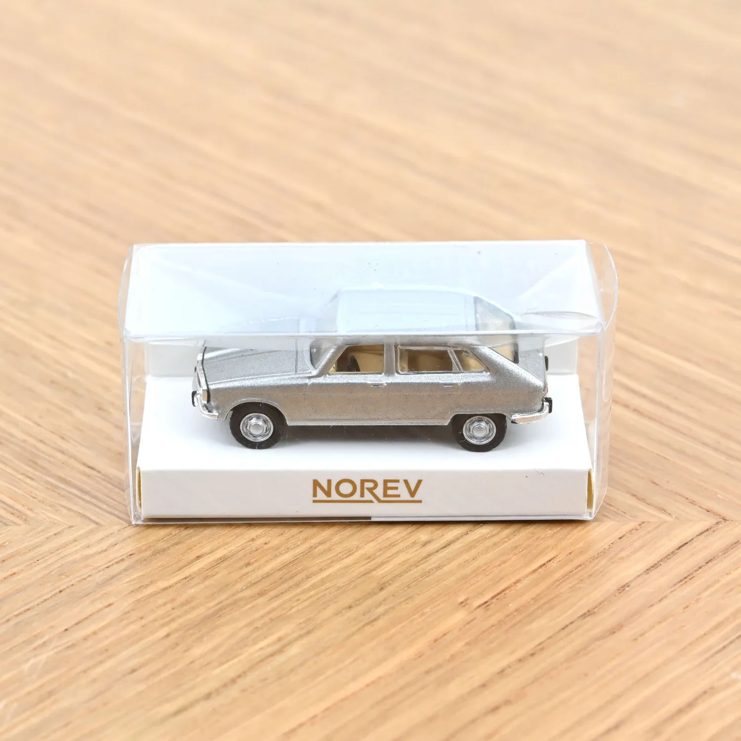 Norev Renault 16 1966 miniature 1/87 gris métallisé