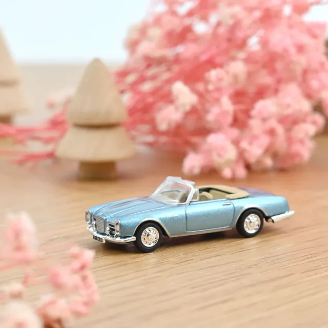 Norev Facel Vega III Cabriolet 1963 miniature 1/87 bleu métallisé