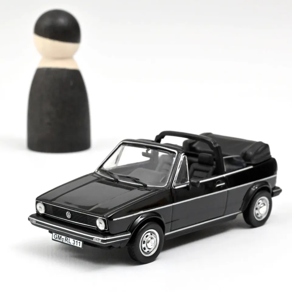 Norev VW Golf Cabriolet 1981 voiture miniature 1/43 noir