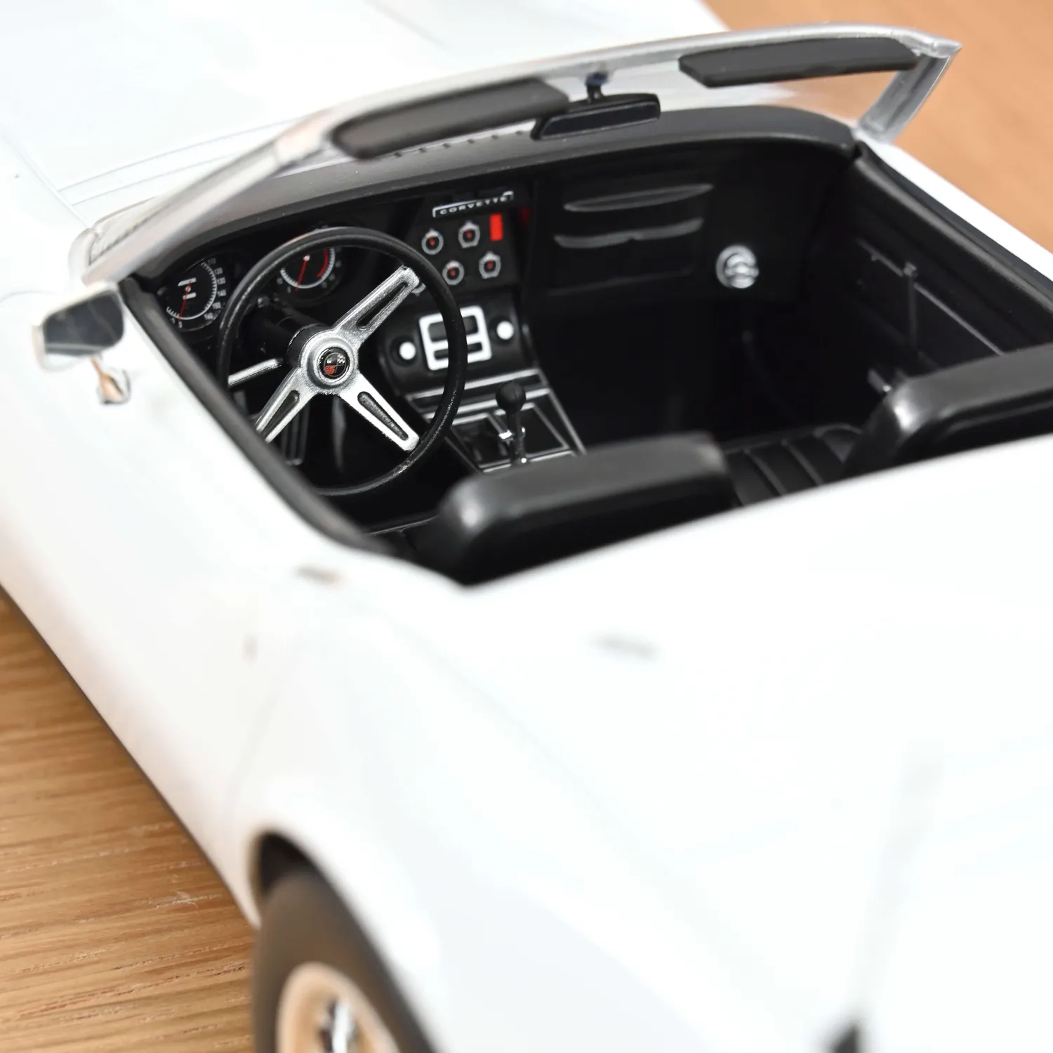 Norev Chevrolet Corvette C3 miniature 1/18 1969 Can Am blanc