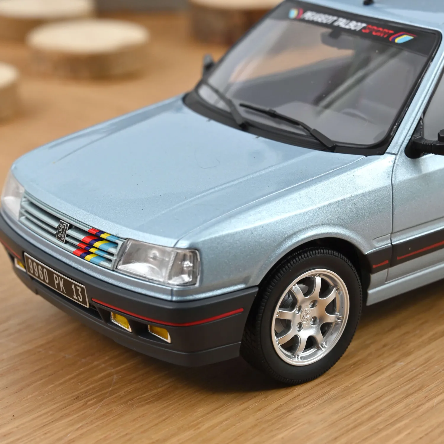 Norev Peugeot 309 GTi 1988 miniature 1/18 Bleu Topaze 300pcs