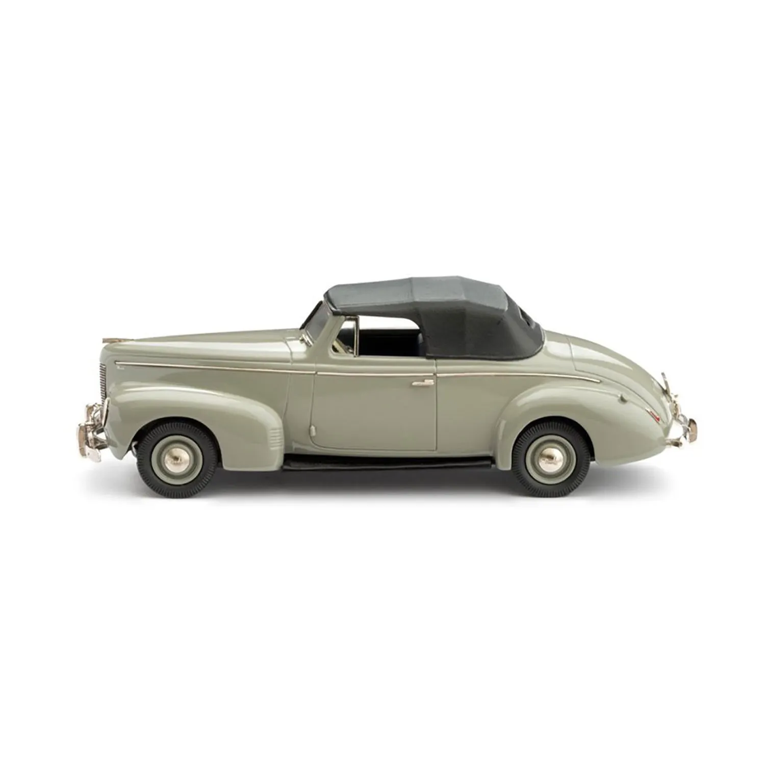 Brooklin Limited 1940 Nash Ambassador miniature gris