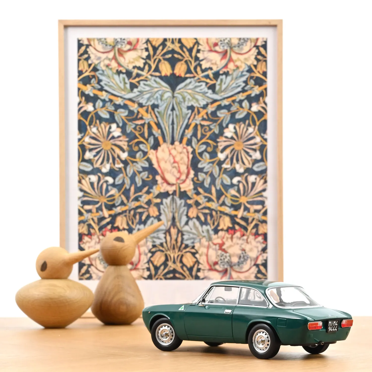 Norev Alfa Romeo 2000 GTV 1973 voiture miniature 1/18 Vert Pin