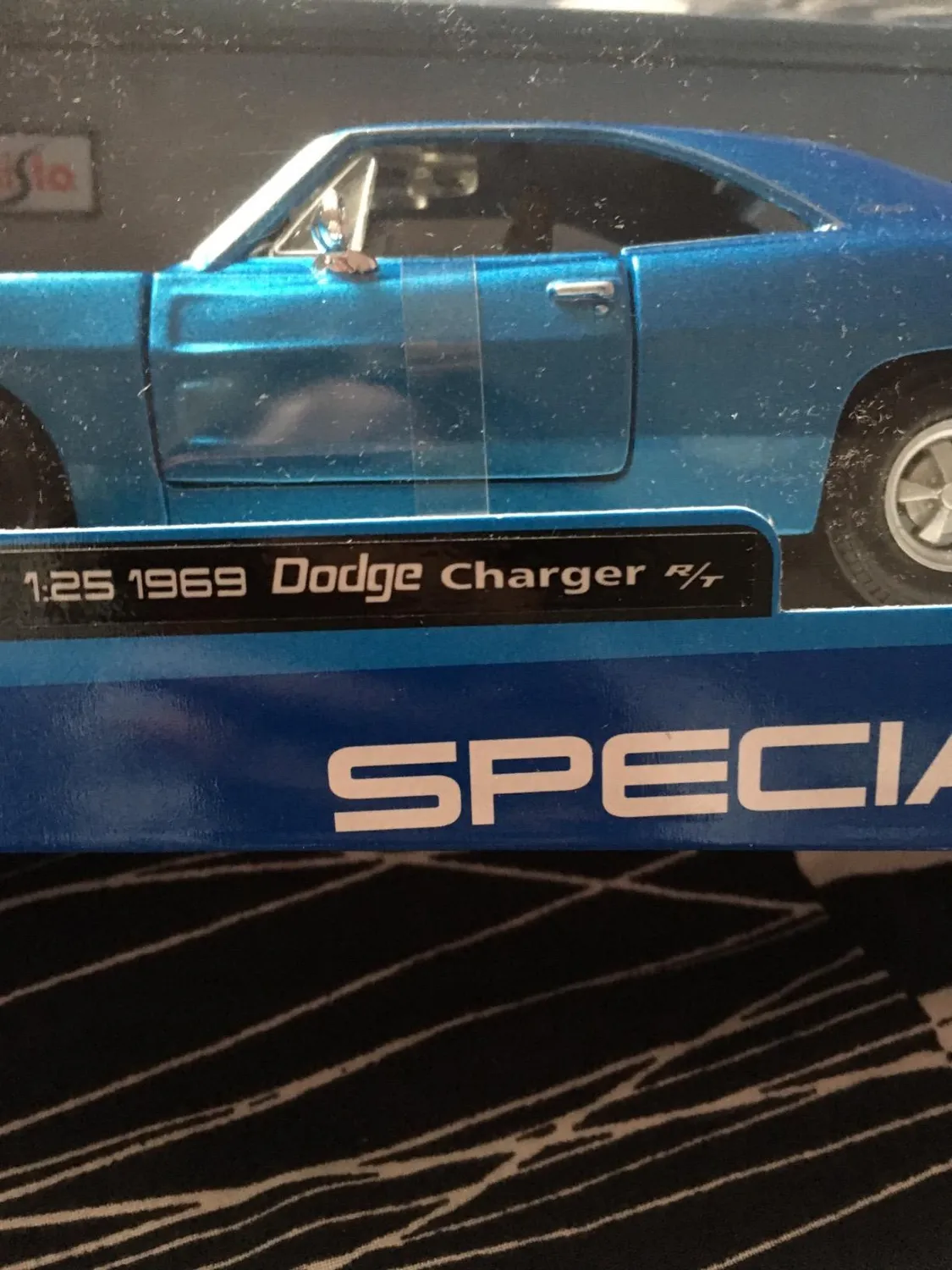 Maisto 31256 Dodge Challenger R/T 1969 voiture miniature bleue 1:24