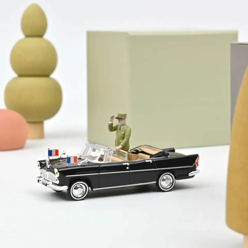 Norev Simca V8 Chambord Présidentielle 1960 miniature 1/43