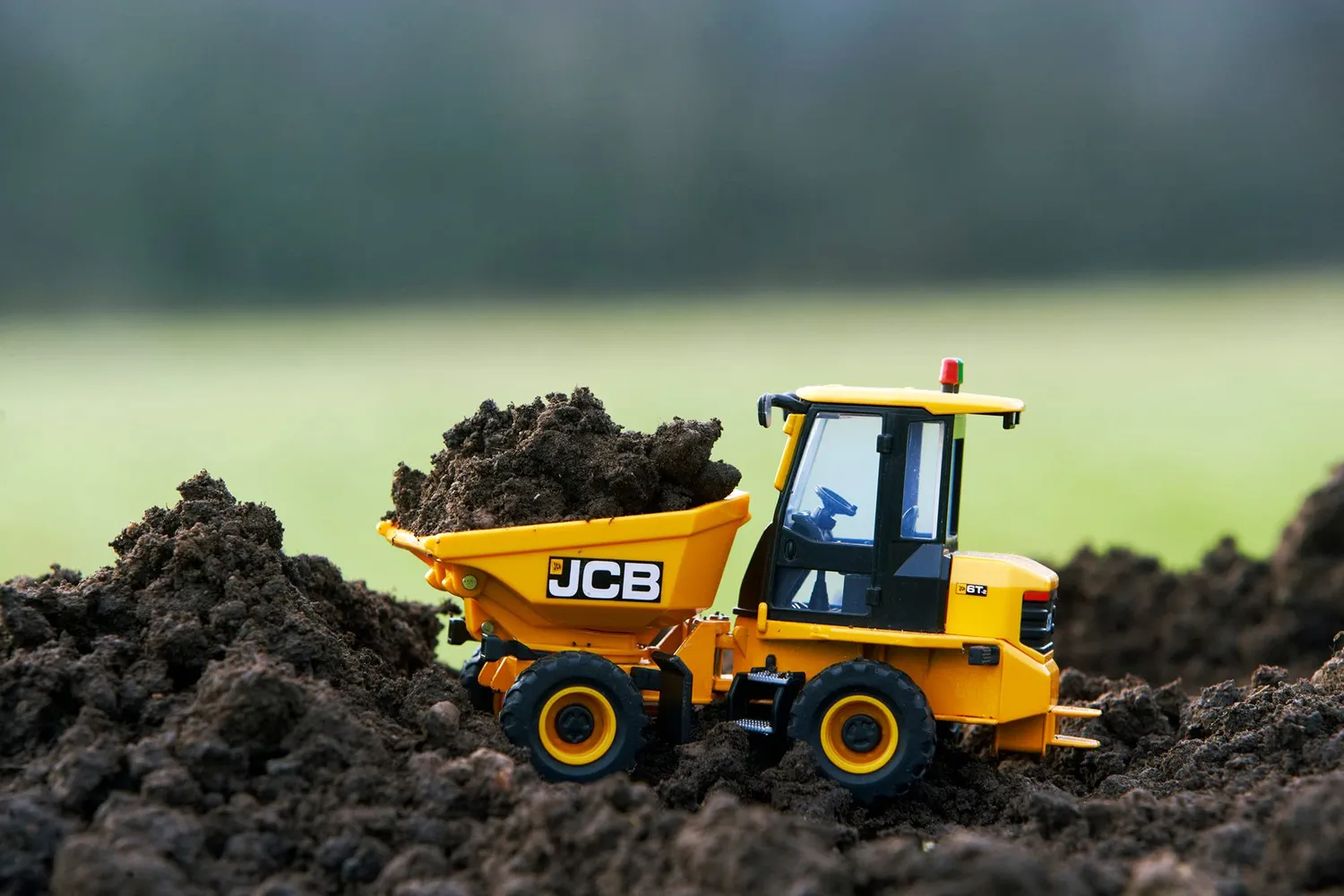 Britains JCB 6T tombereau miniature 1/32 benne basculante