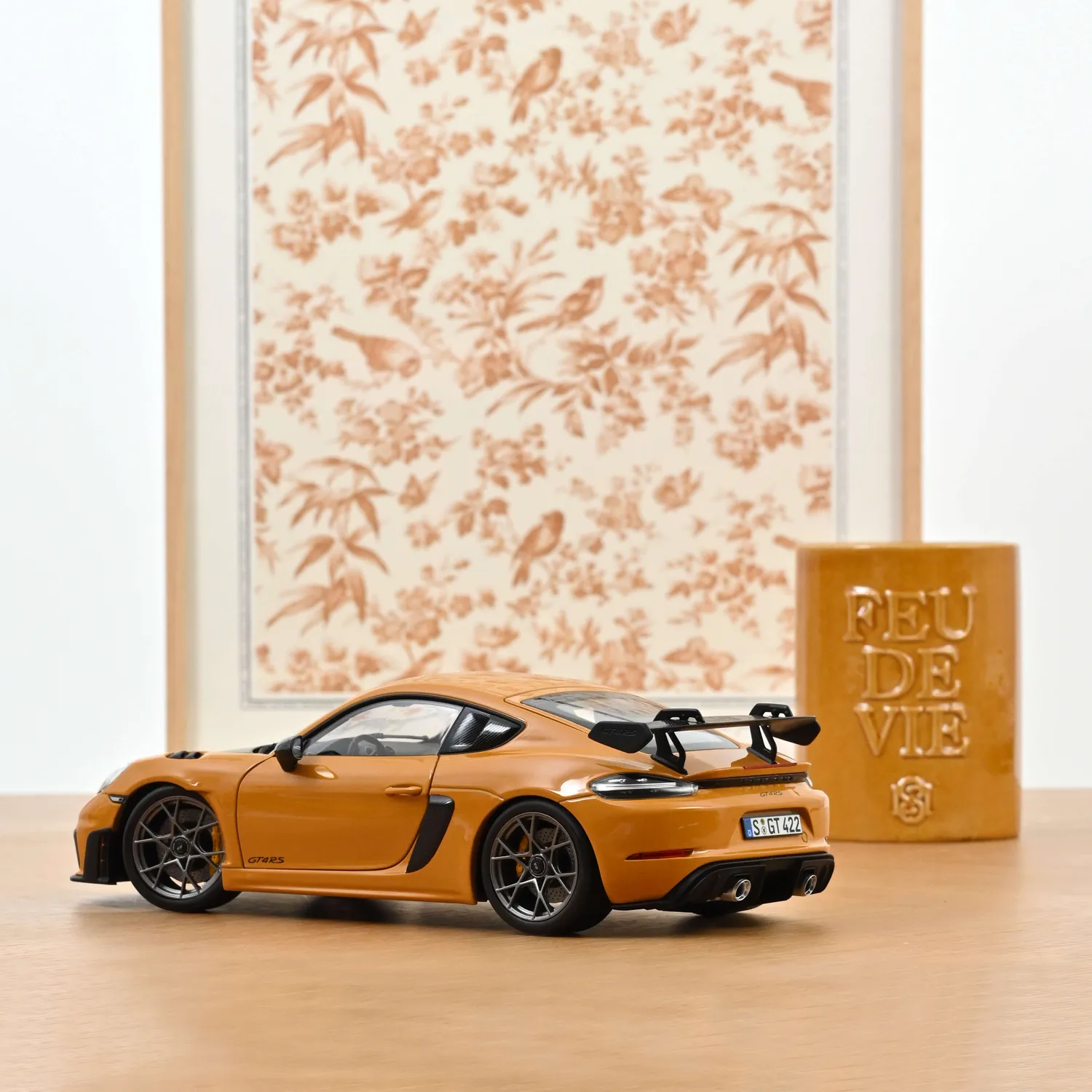 Norev Porsche Cayman GT4 RS 2023 voiture miniature 1/18 jaune