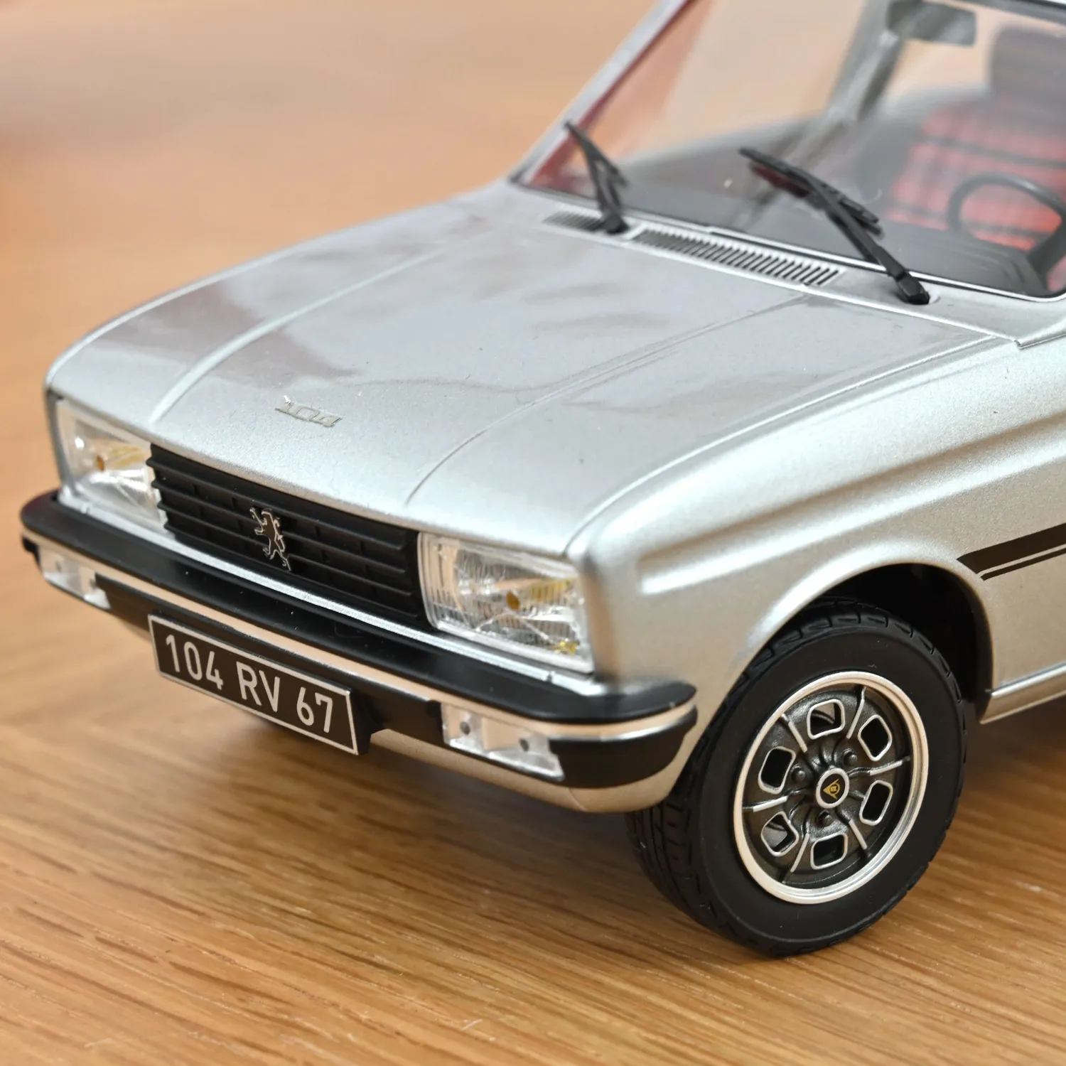 Norev Peugeot 104 Sundgau 1978 voiture miniature 1/18 gris 300 pcs