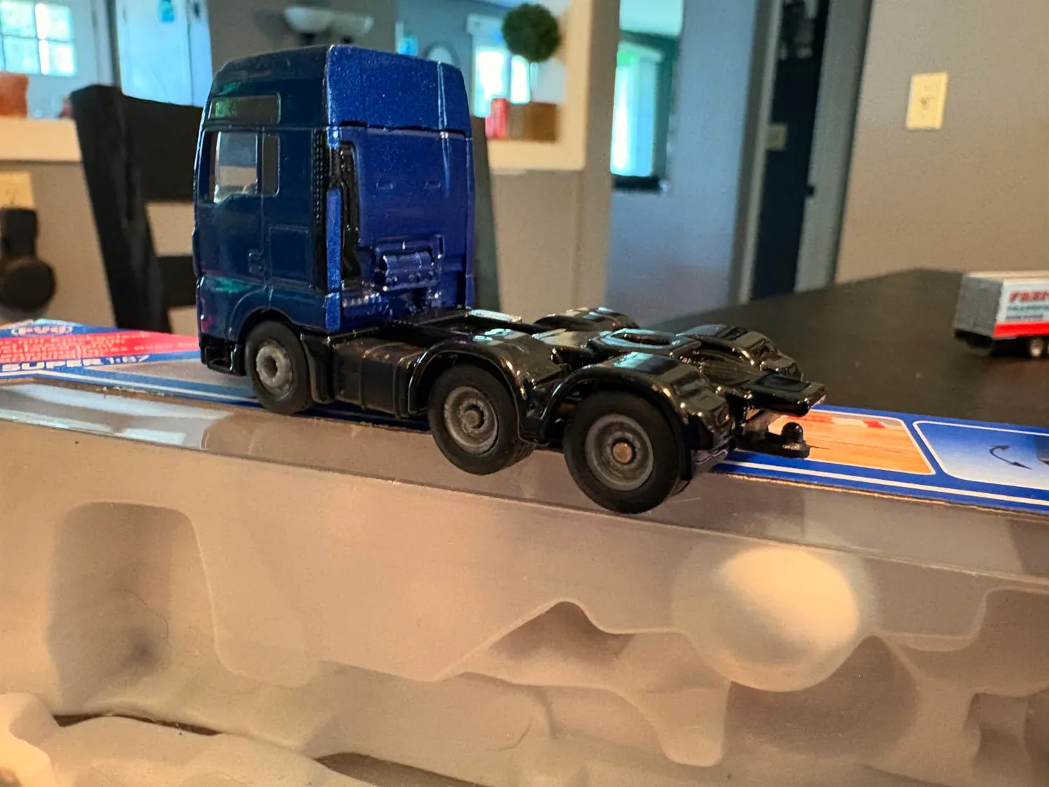 Siku Super 1790 MAN camion surbaissé bleu jaune