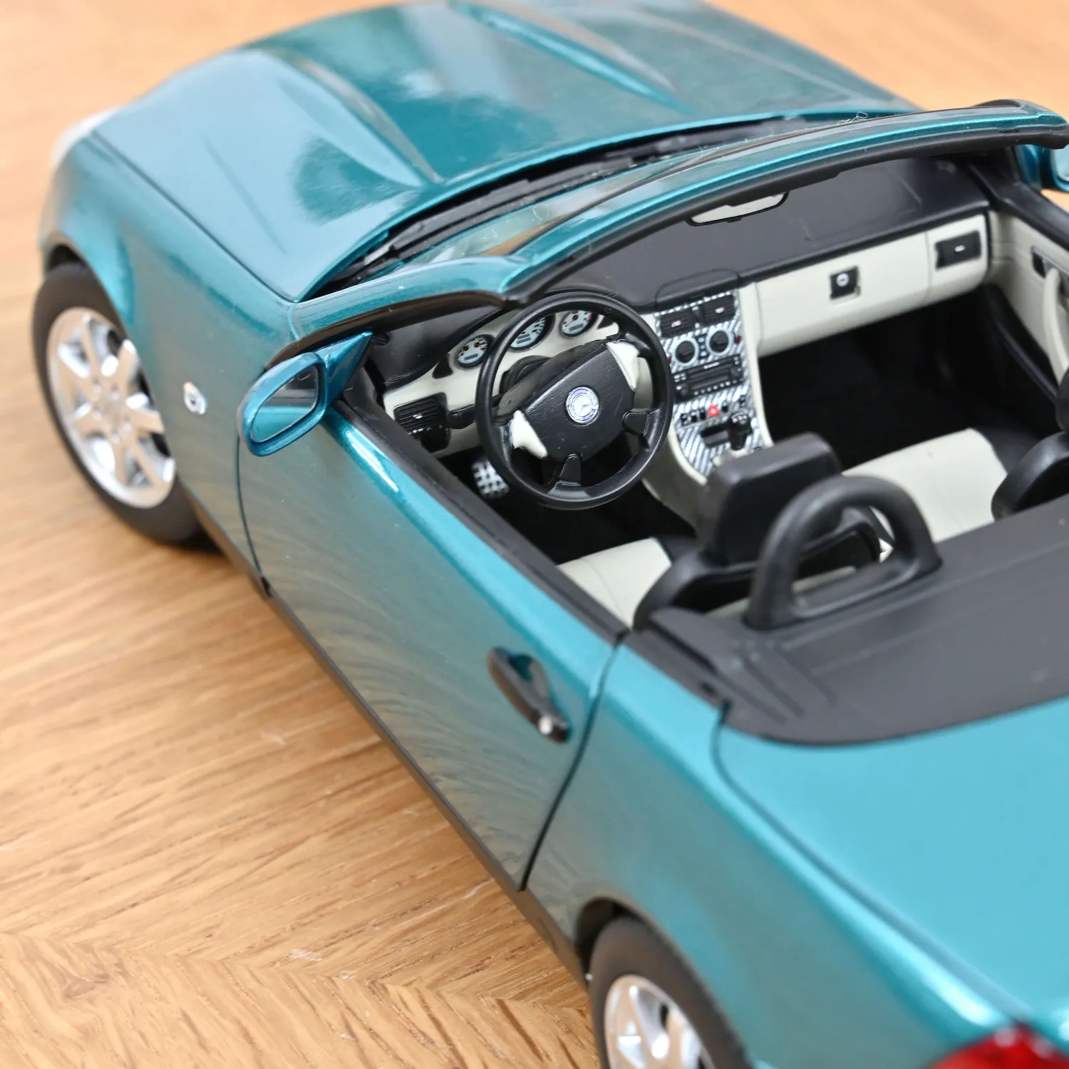 Norev Mercedes-Benz SLK 1996 miniature 1/18 vert vivianit