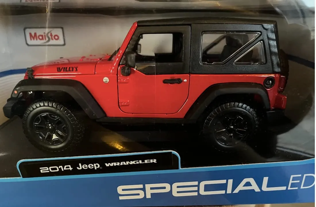Maisto Jeep Wrangler Willys miniature 1/18 jaune 31676Y