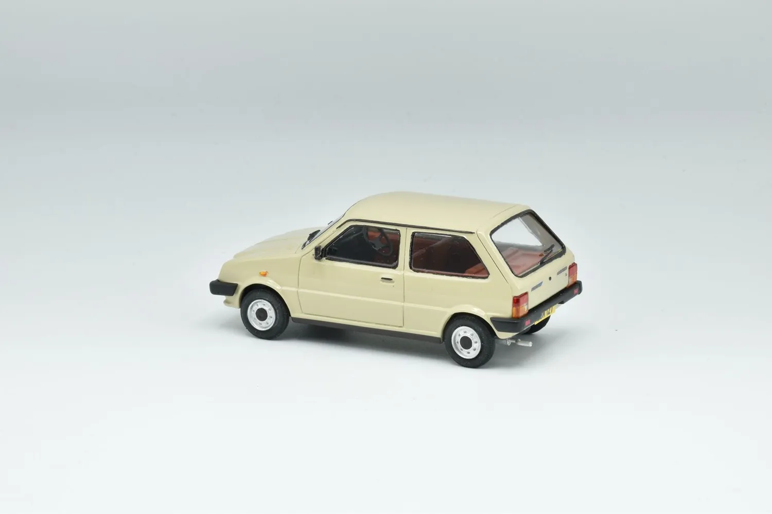 Brooklin Lansdowne 1980 Austin Mini Metro miniature beige