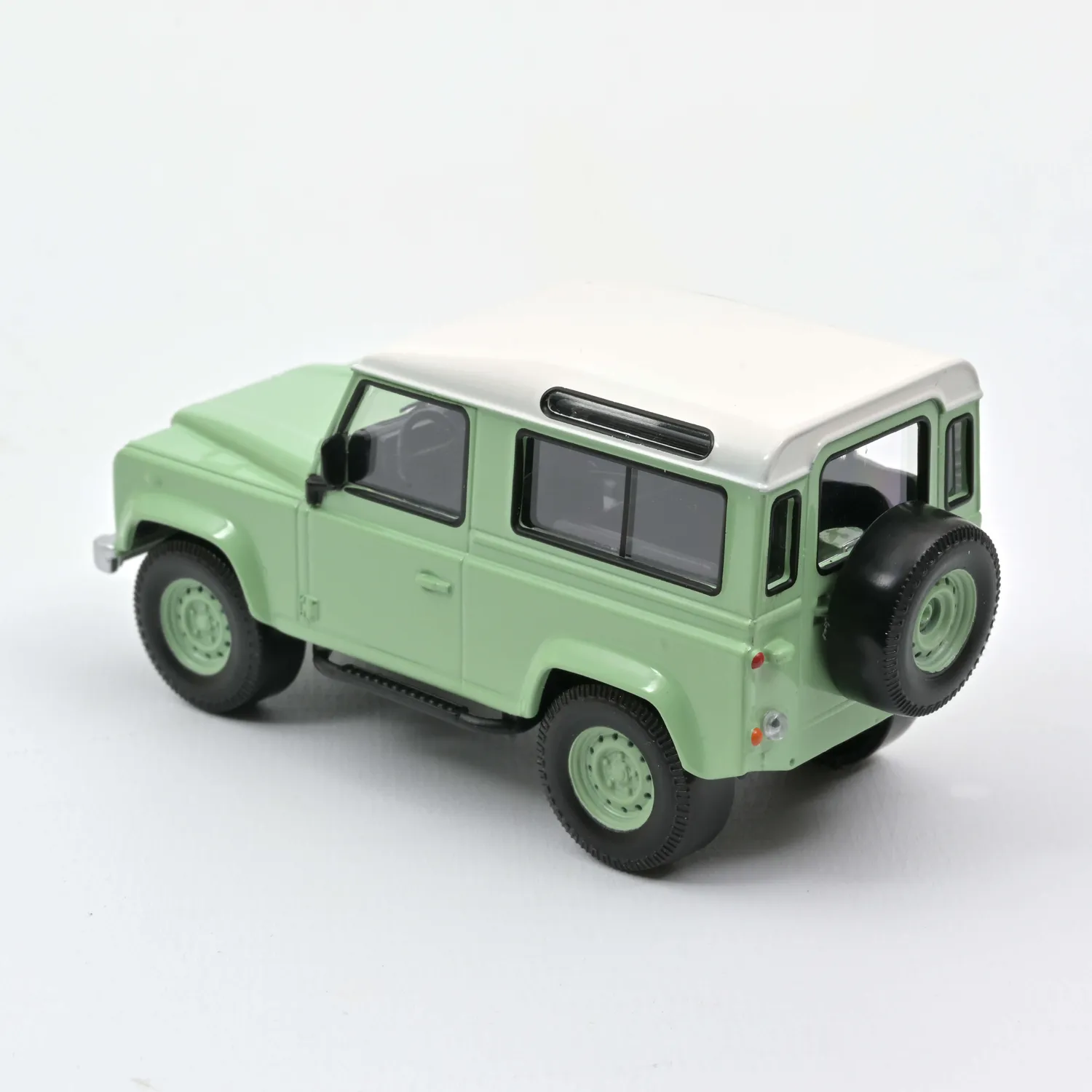 Norev Land Rover Defender 1995 jet-car 1/43 vert blanc