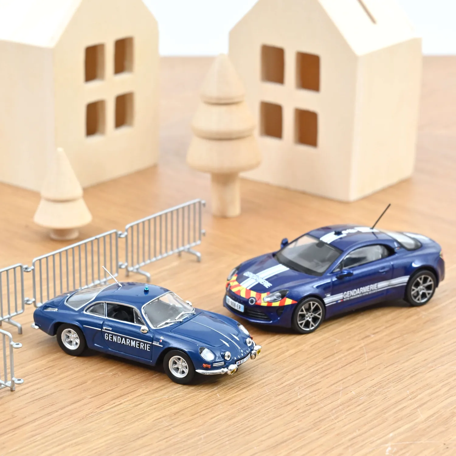 Norev Alpine A110 Gendarmerie coffret miniature 1/43 2 pcs