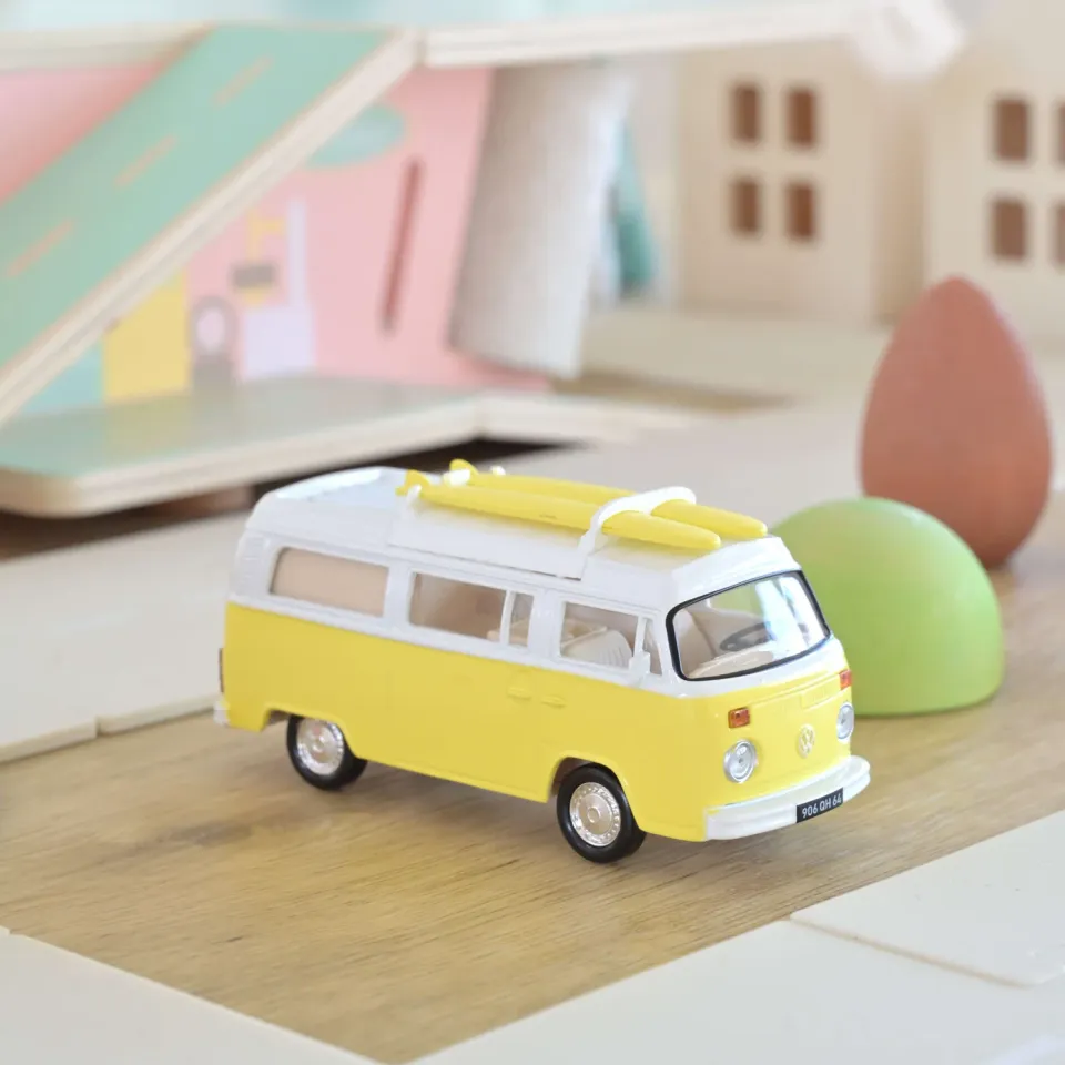 Norev Jet-car VW Combi T2b Camper Van miniature 1/43 jaune