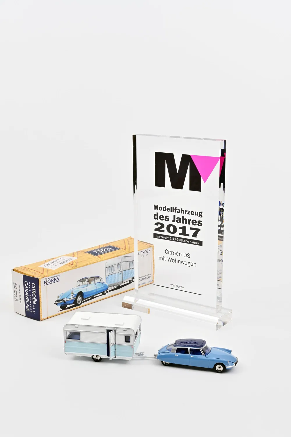 Norev Citroën DS 21 caravane Caravelair miniature 1/43 bleue