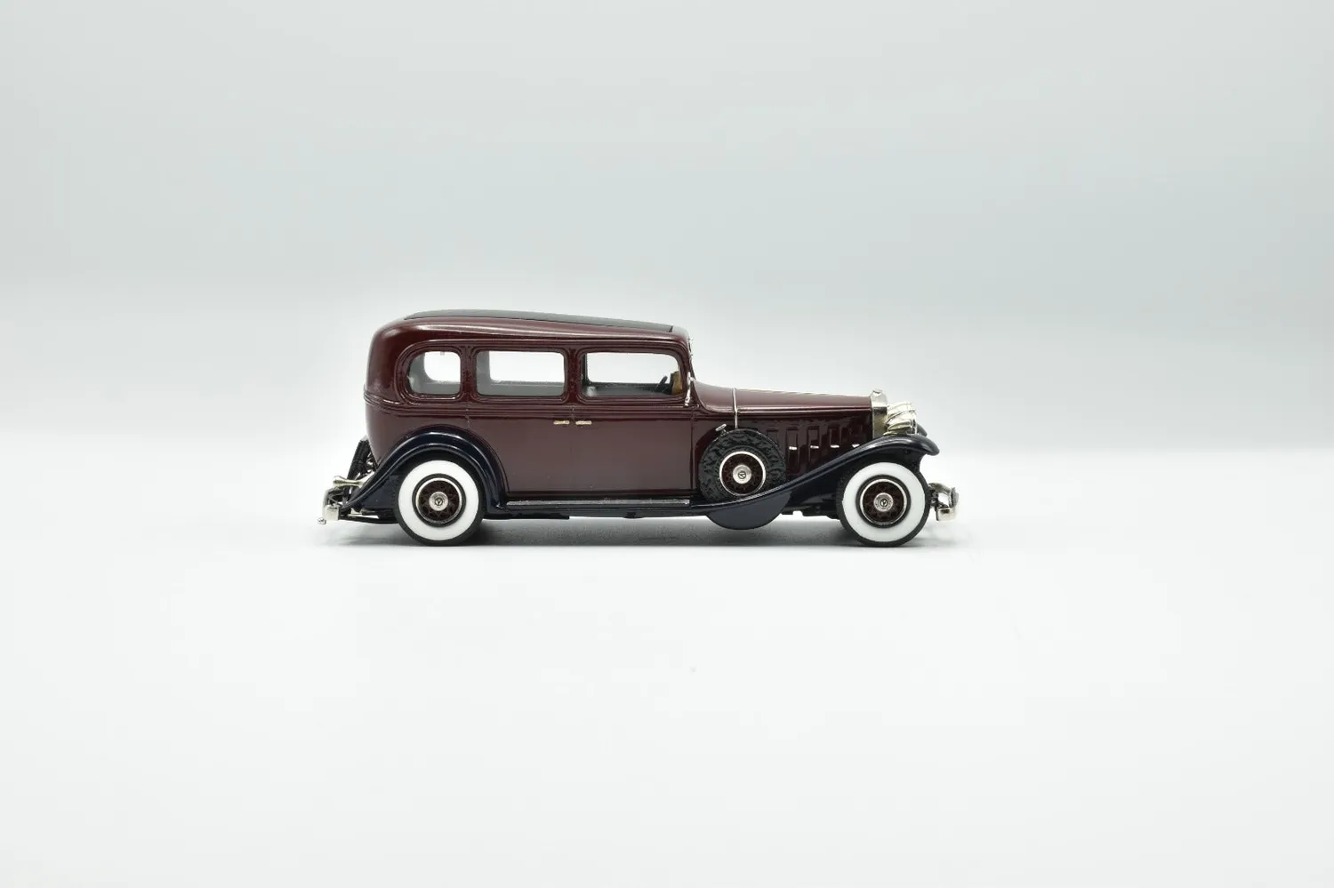 Brooklin MV 1932 Cadillac 355B Vatican miniature noire