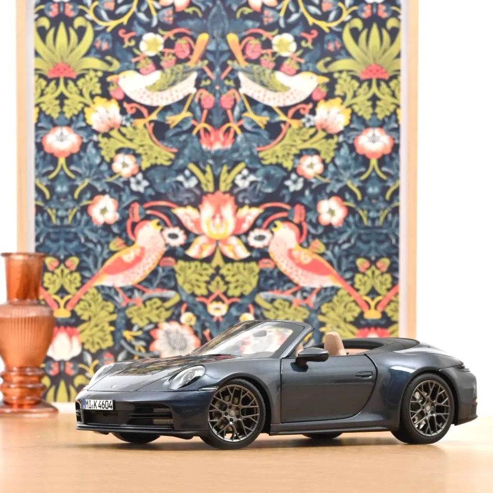 Norev Porsche 911 Carrera S Cabriolet 2025 miniature 1/18 bleu
