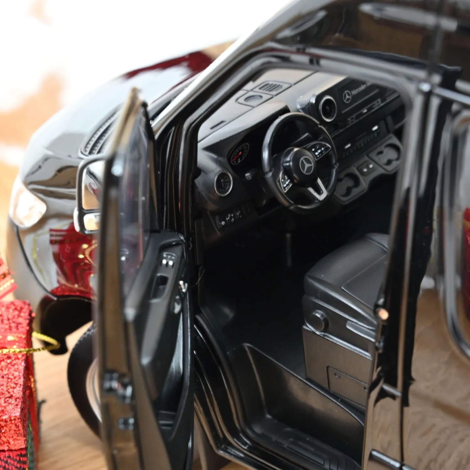 Norev Mercedes-Benz Sprinter 2018 miniature 1/18 noir