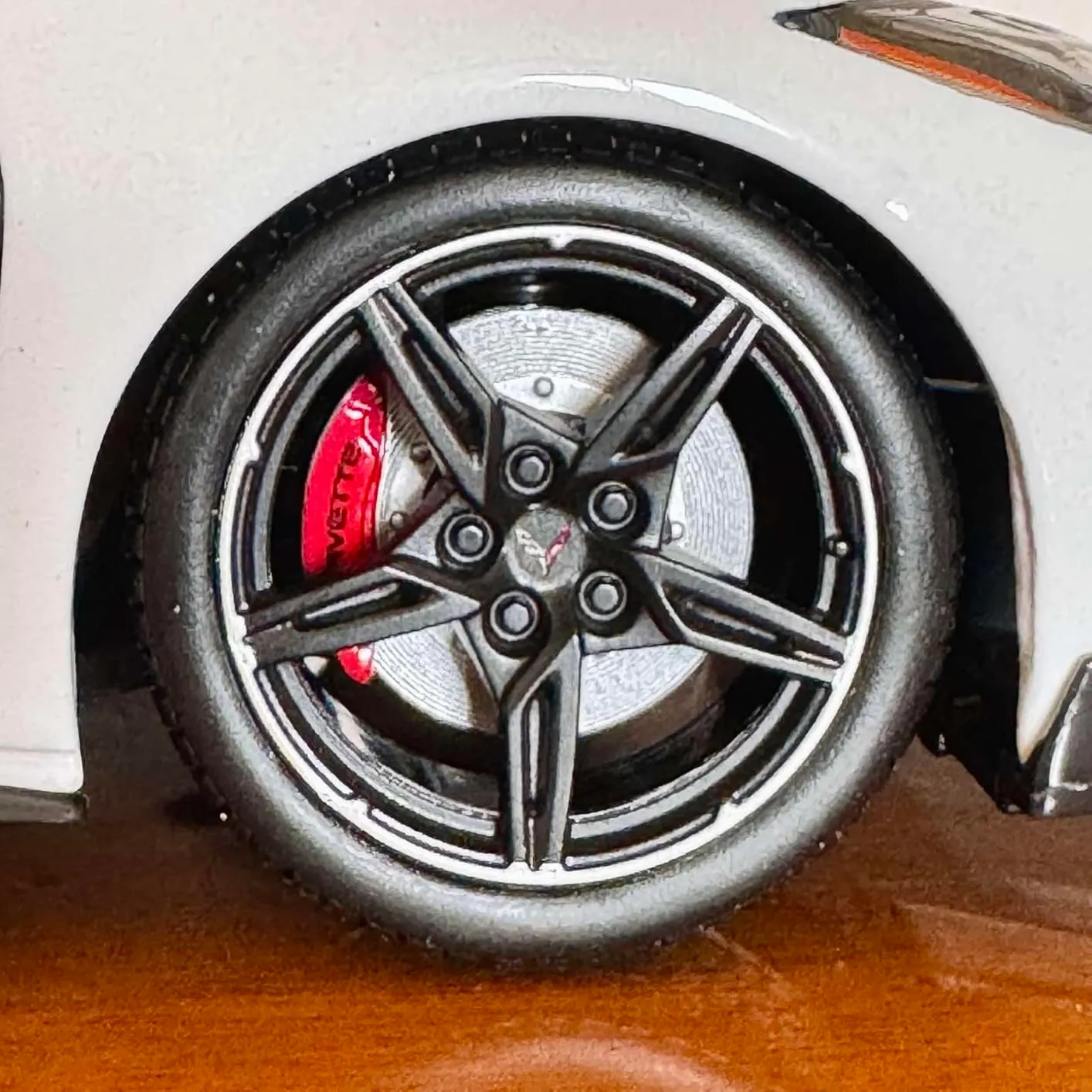 Maisto Chevrolet Corvette Stingray voiture miniature coupé 1/18