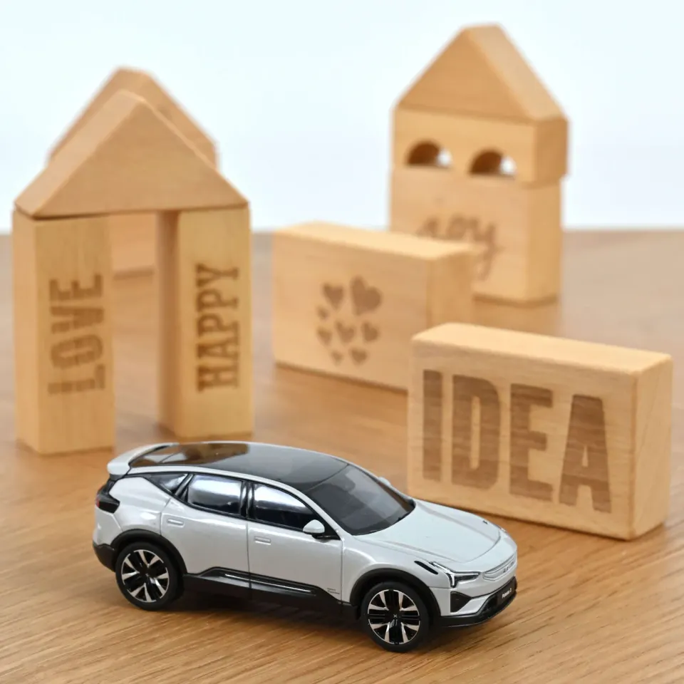 Norev Polestar 3 2024 miniature 1/43 magnesium SUV