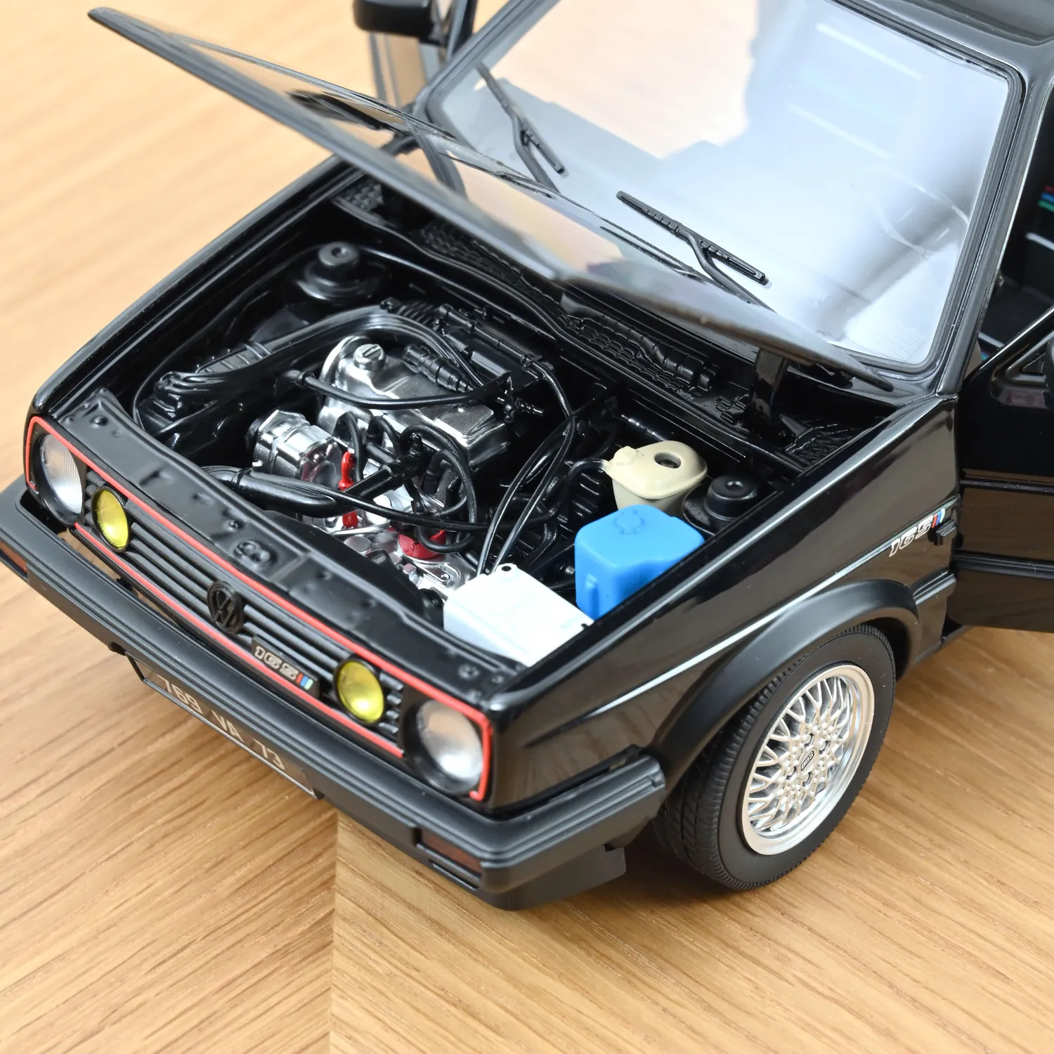 Norev VW Golf GTI Match 1989 miniature 1/18 noir